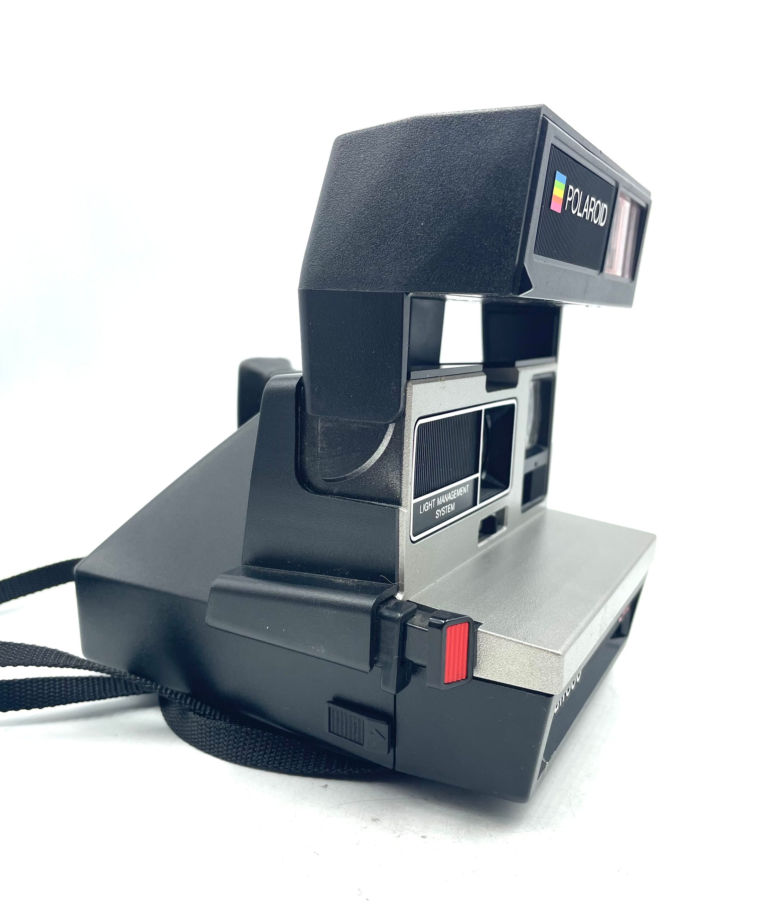 Used Polaroid Sun 600 LMS