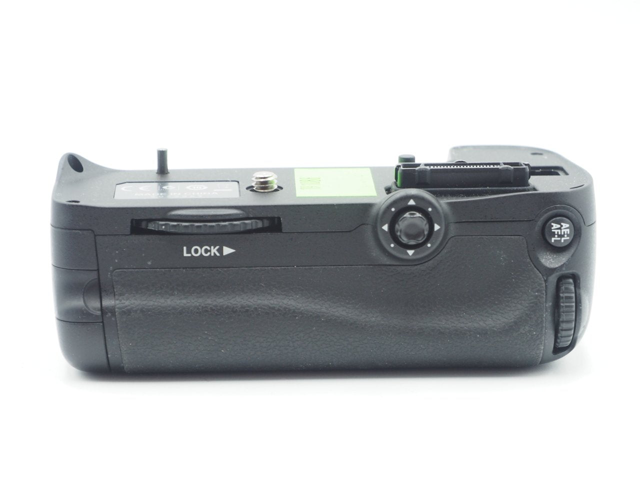 USED Nikon MB-D11 Battery Grip