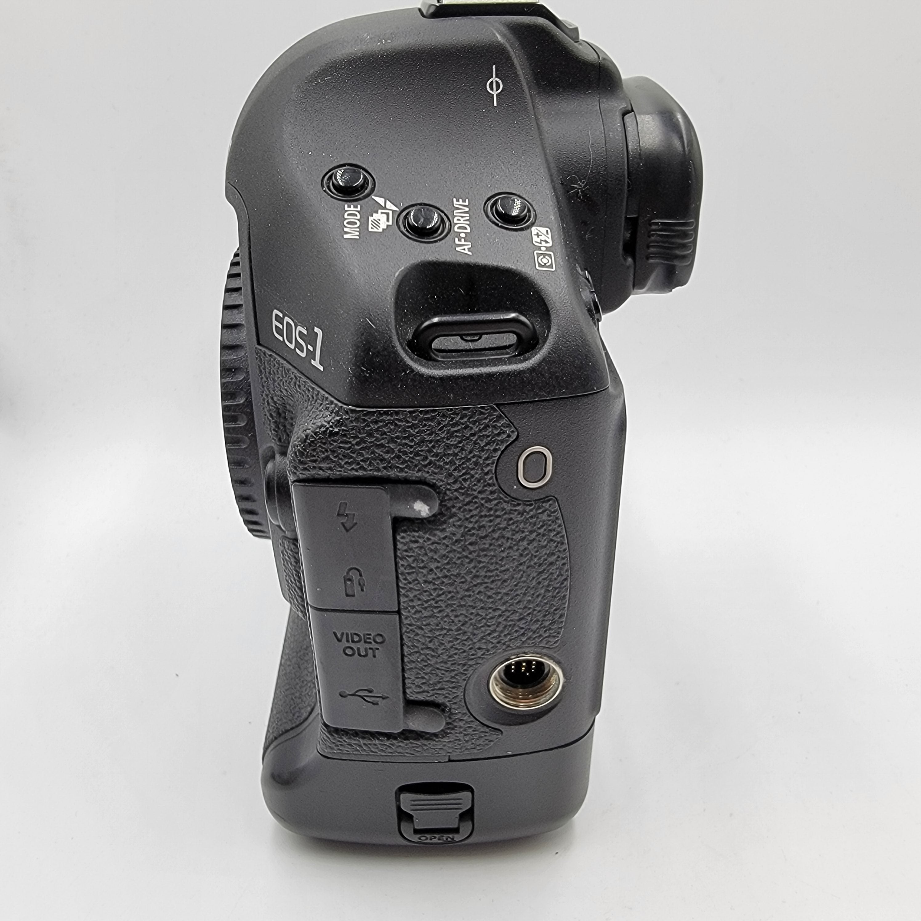 USED Canon EOS 1D Mark III Body