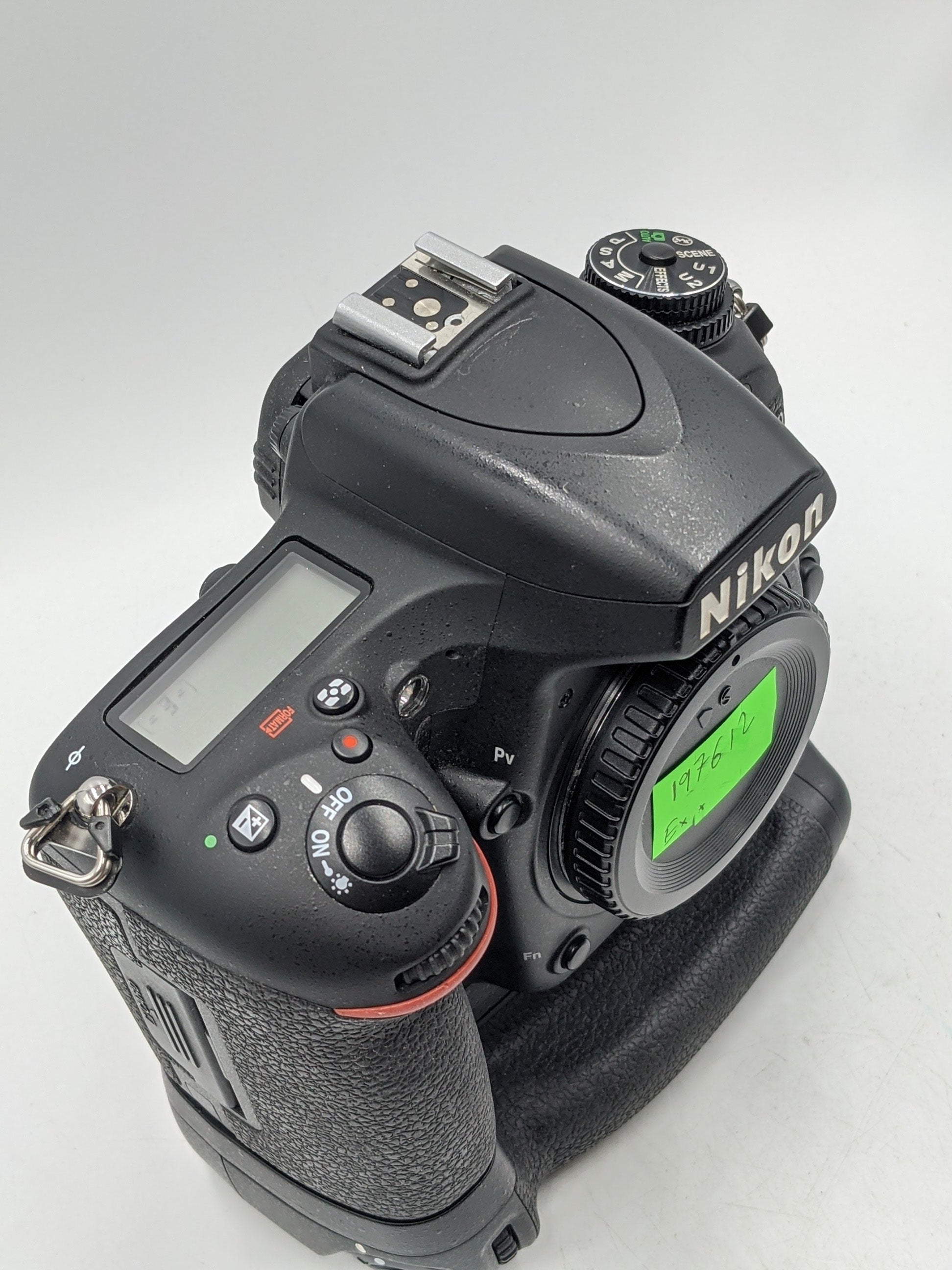 USED Nikon D750 with Nikon MB-D16 Battery Grip