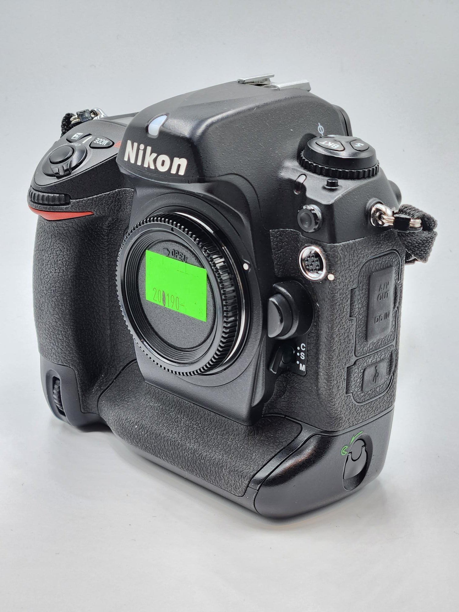 USED Nikon D2H DSLR Camera