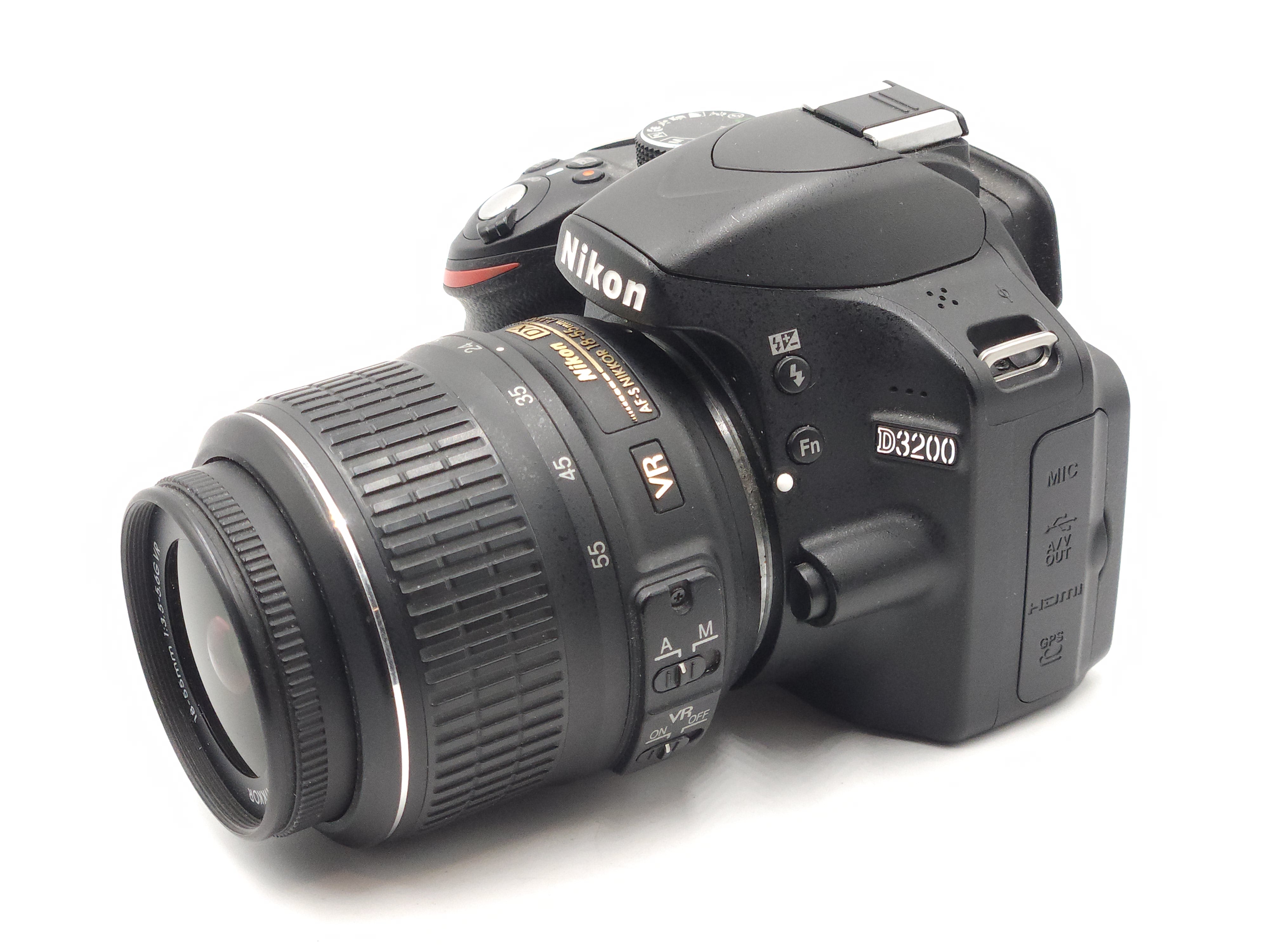 USED Nikon D3200 DSLR w/18-55mm Kit