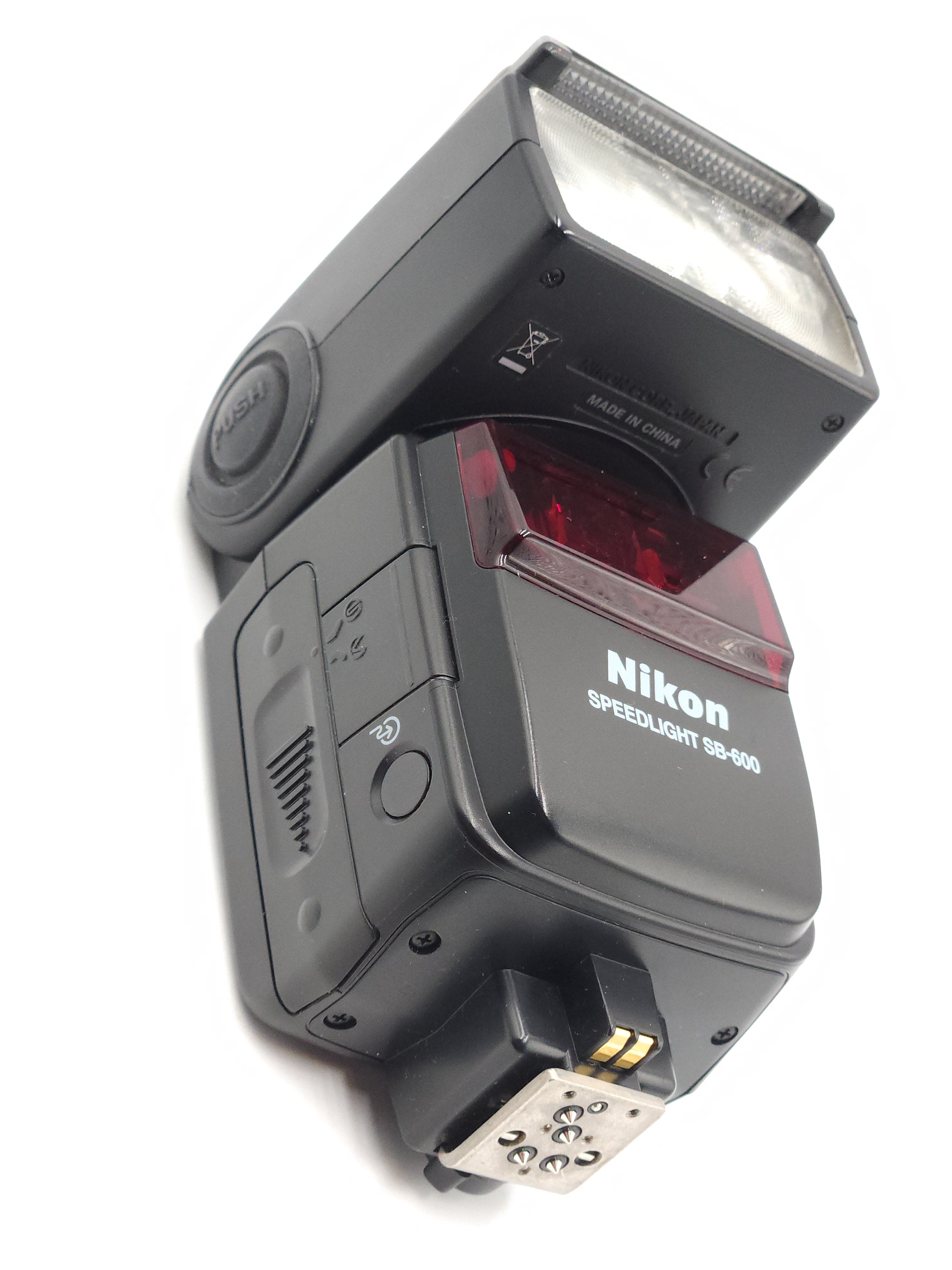 Used Nikon SB-600 Speelight Flash