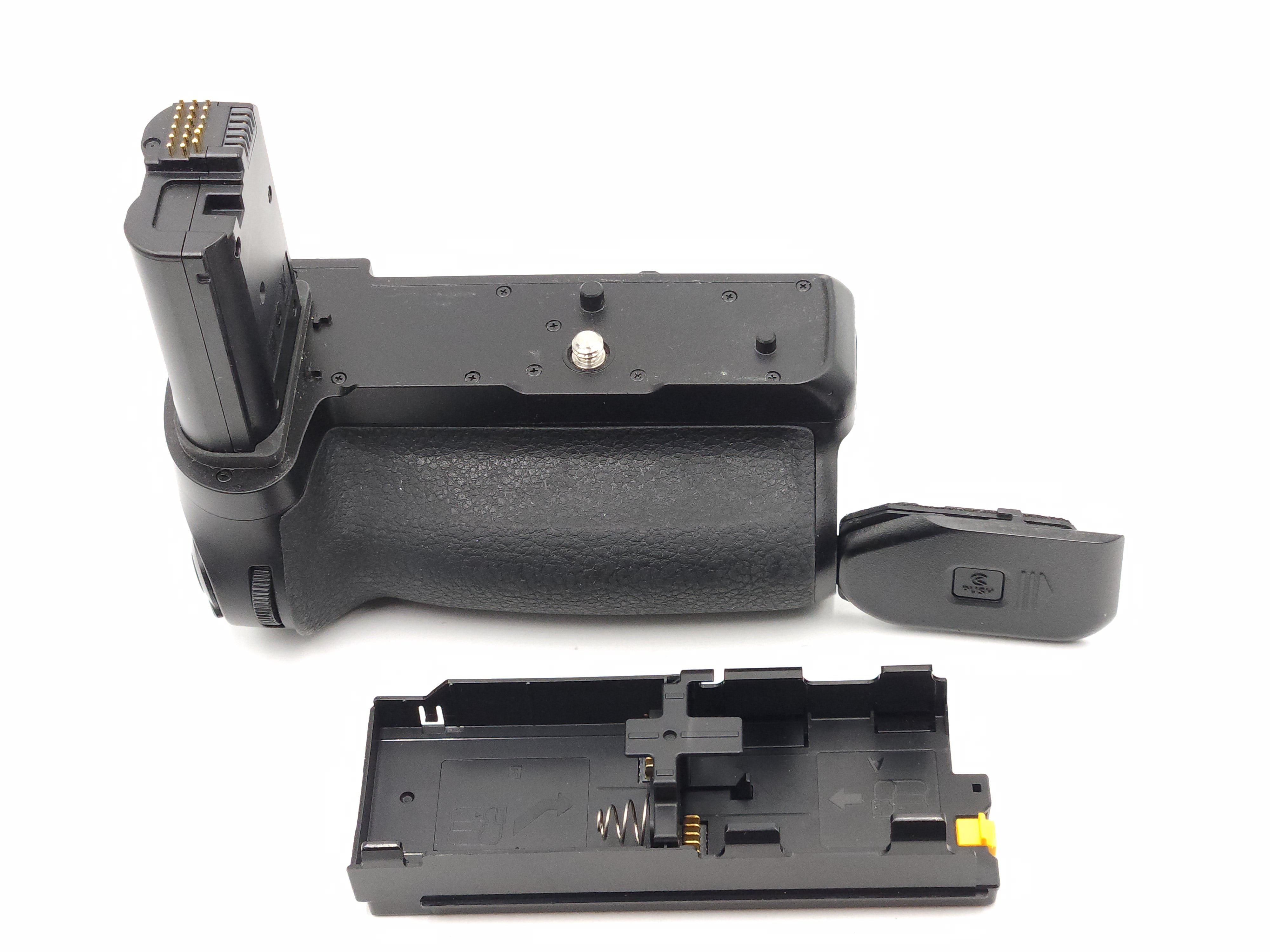 Used Nikon MB-N11 Battery Grip