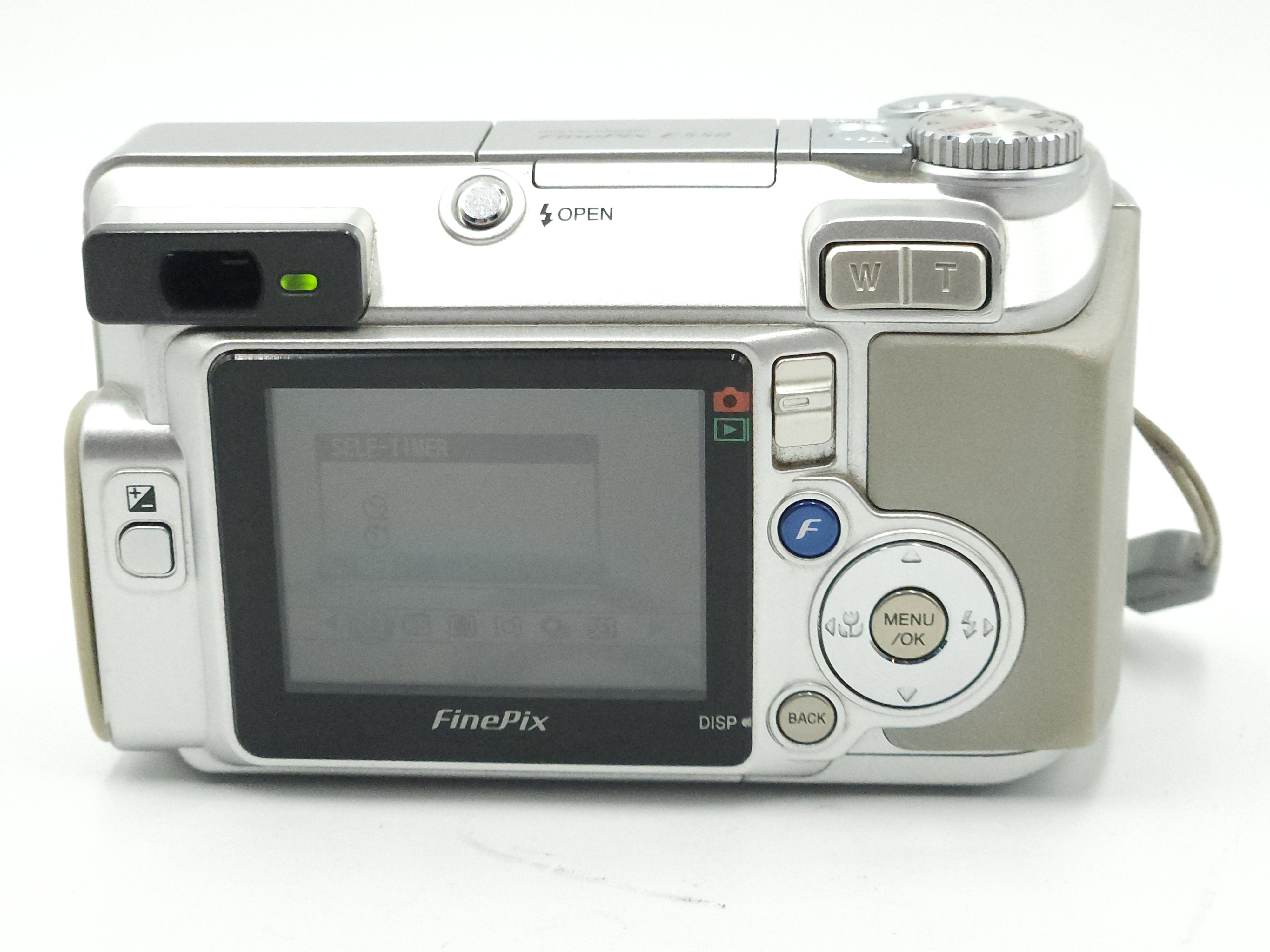 Used Fujifilm FinePix E550 Digital Point & Shoot