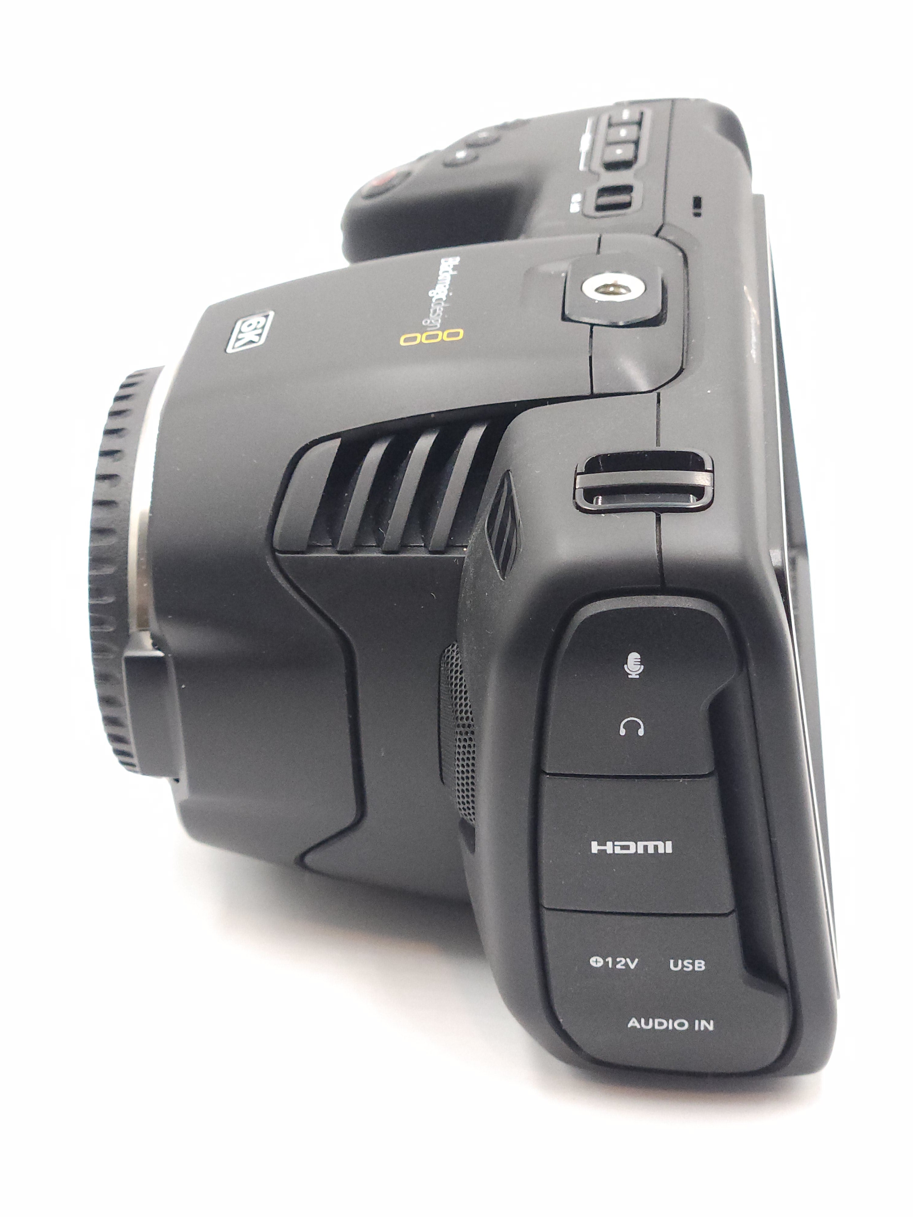 Used Blackmagic Design Pocket Cinema Camera 6K (Canon EF/EF-S)