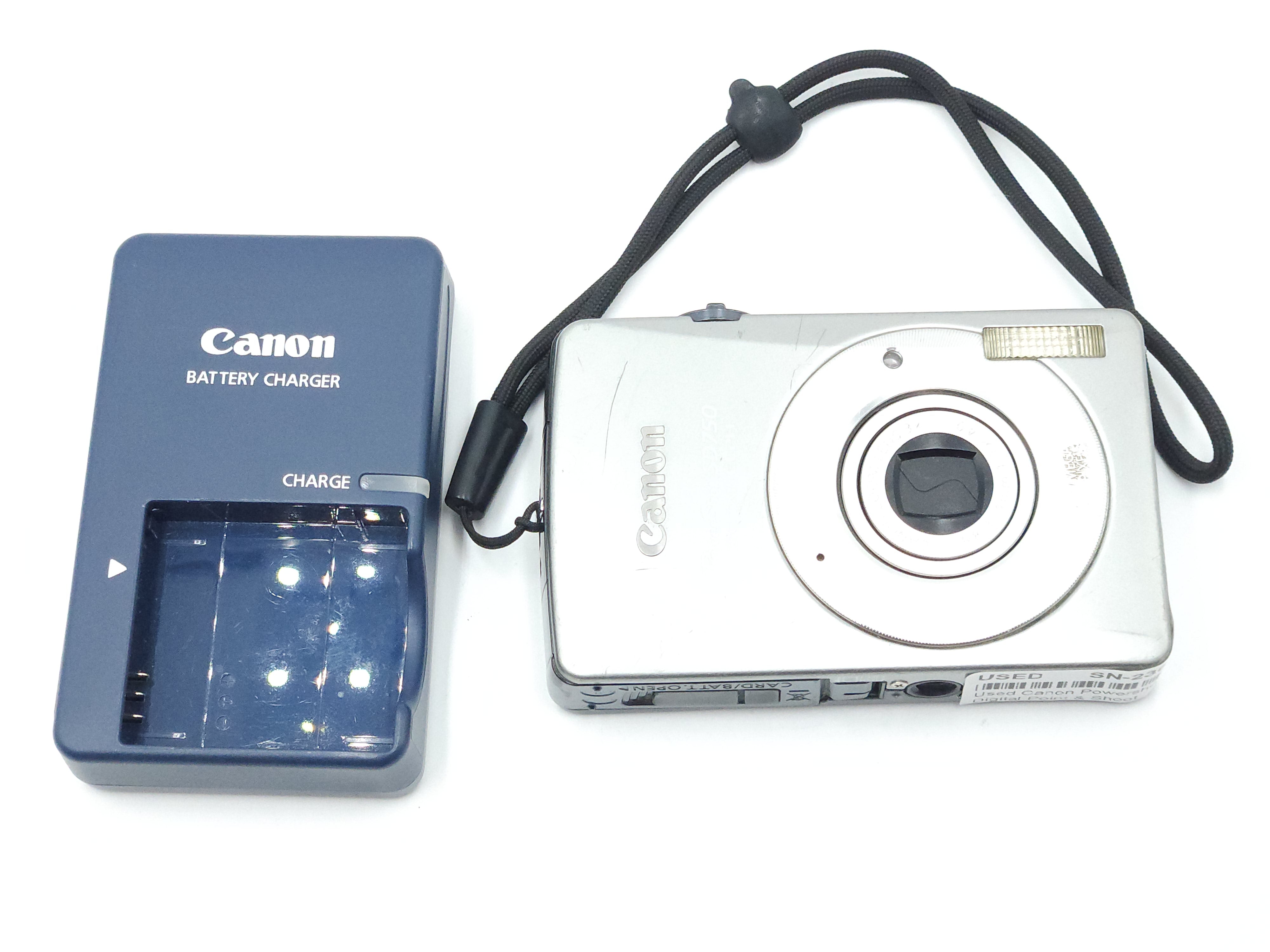 Used Canon Powershot Elph SD750 Digital Point & Shoot