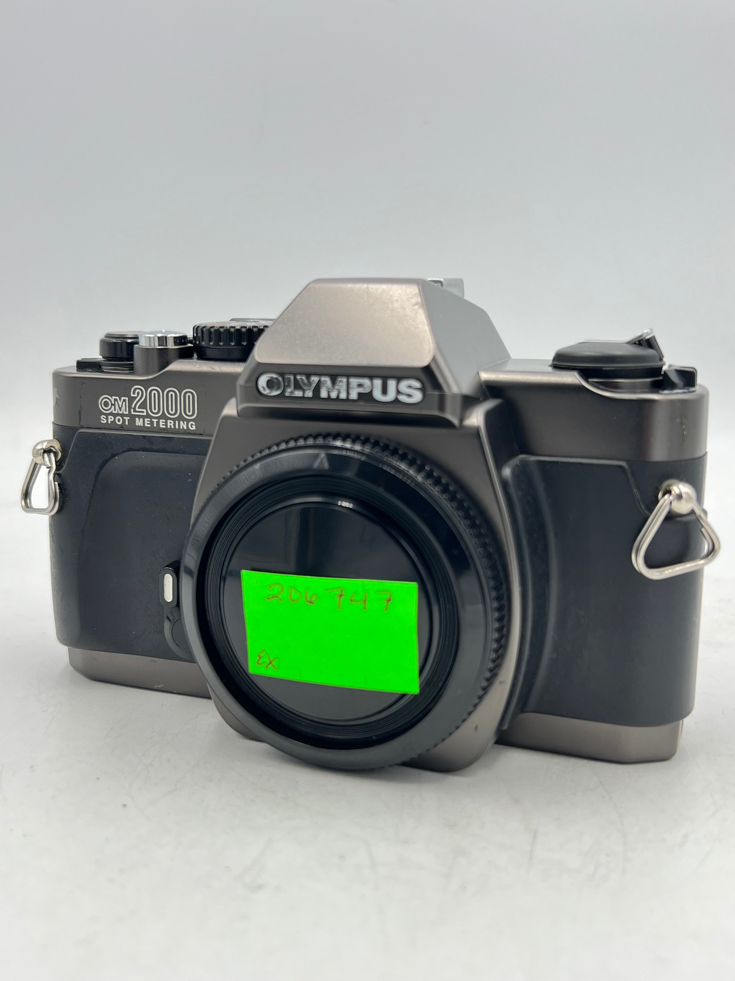 USED Olympus OM 2000 Film SLR Body