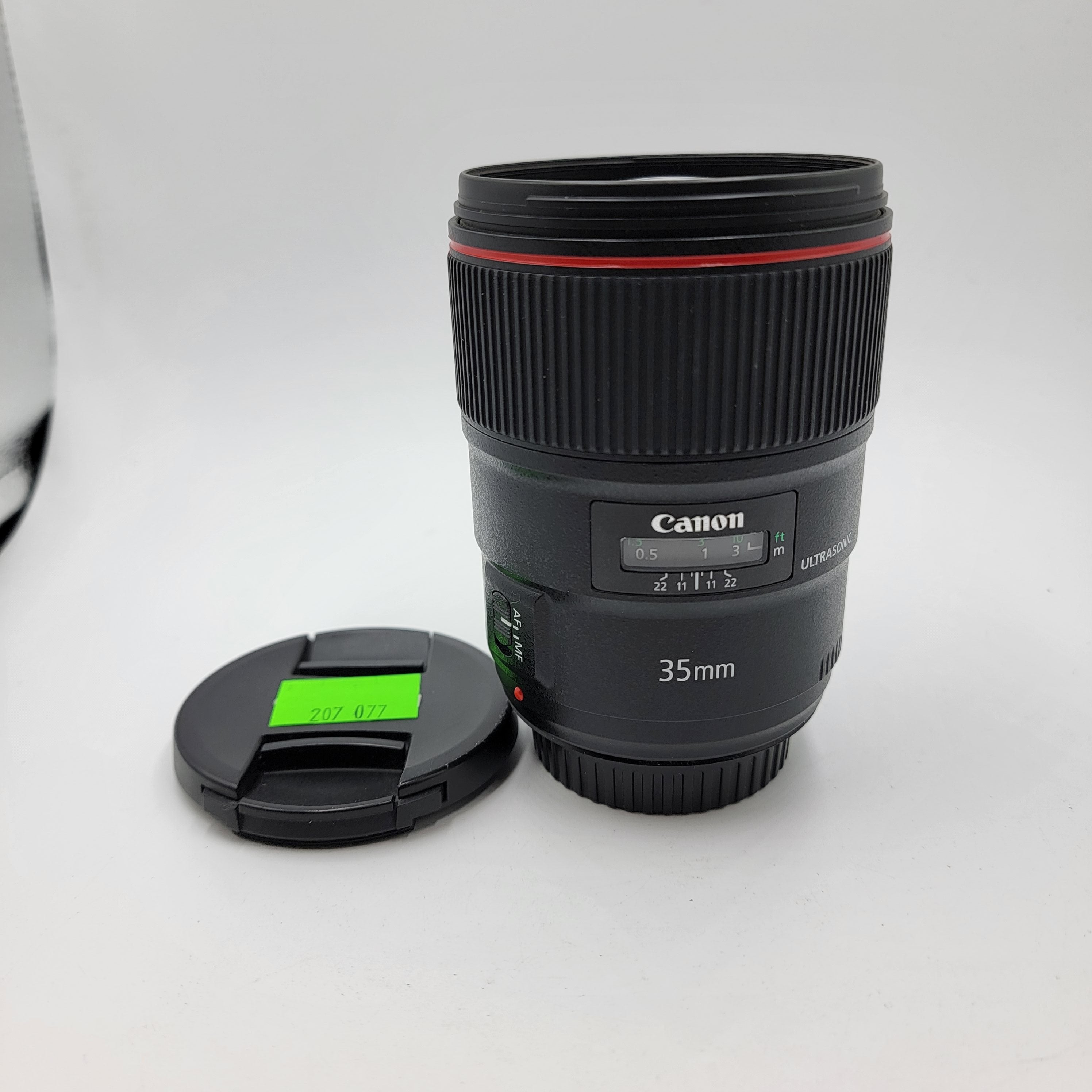 USED Canon 35mm f/1.4L II USM EF Lens