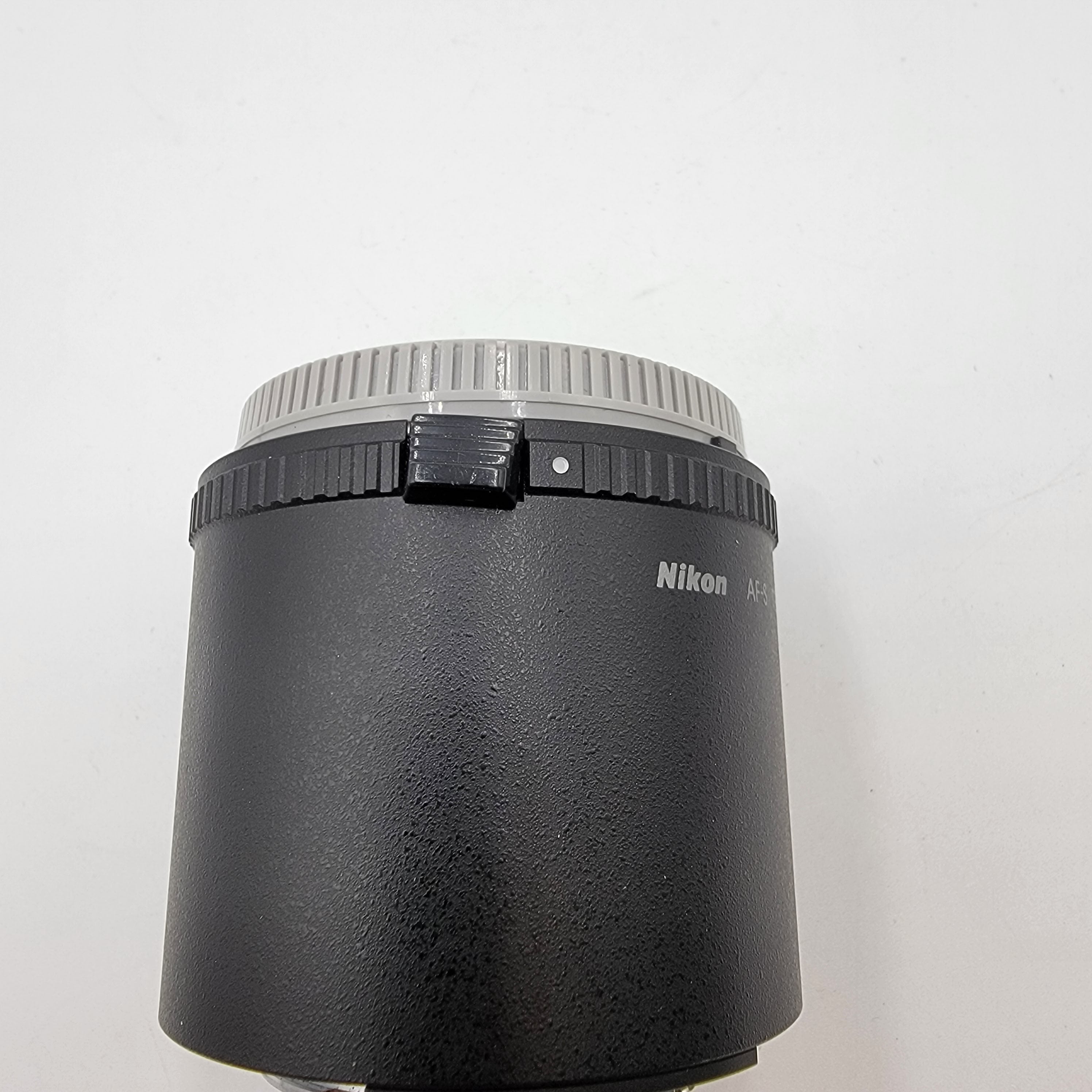 Used Nikon TC-20E II Teleconverter