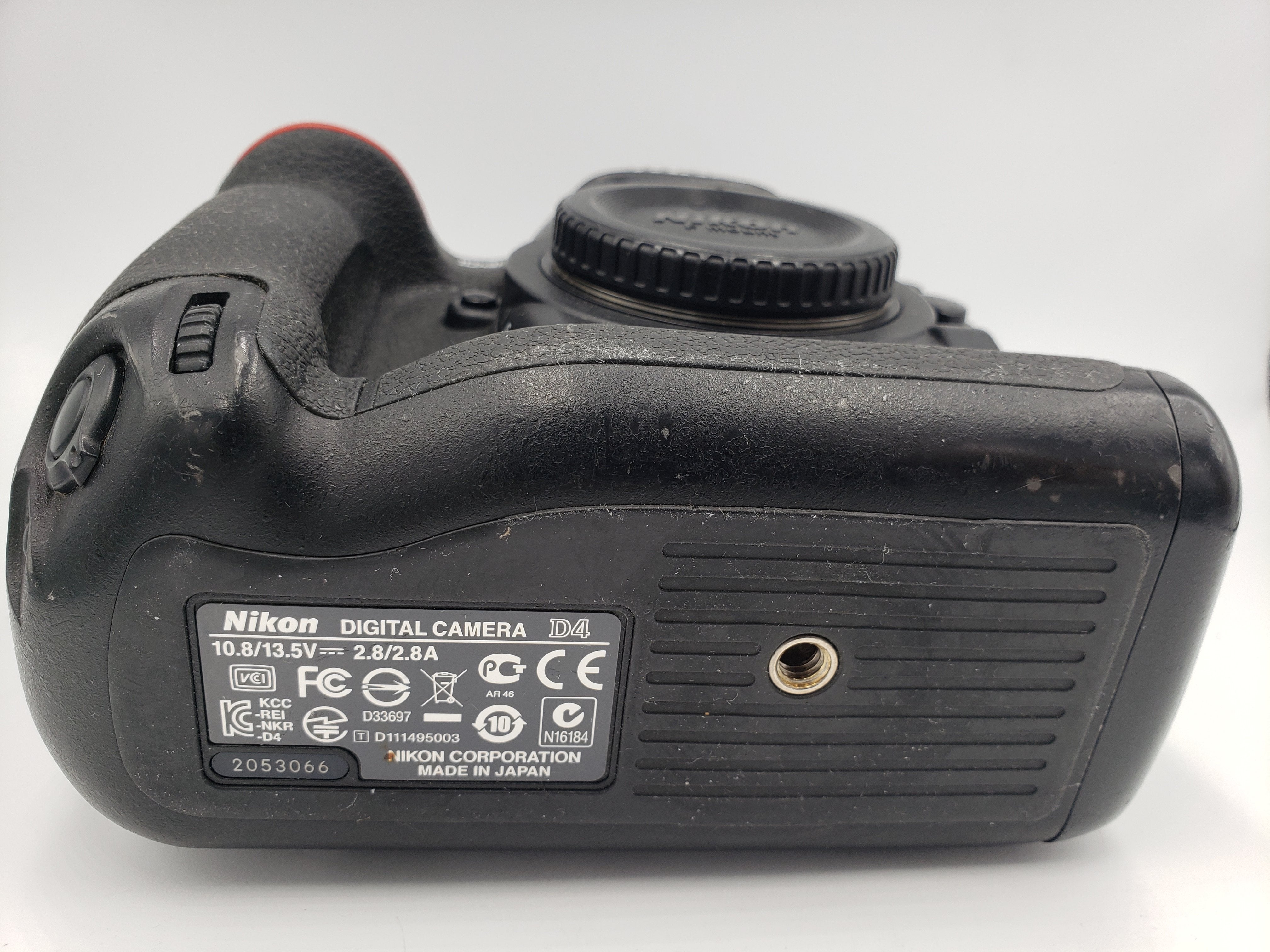 USED Nikon D4 DSLR Camera Body