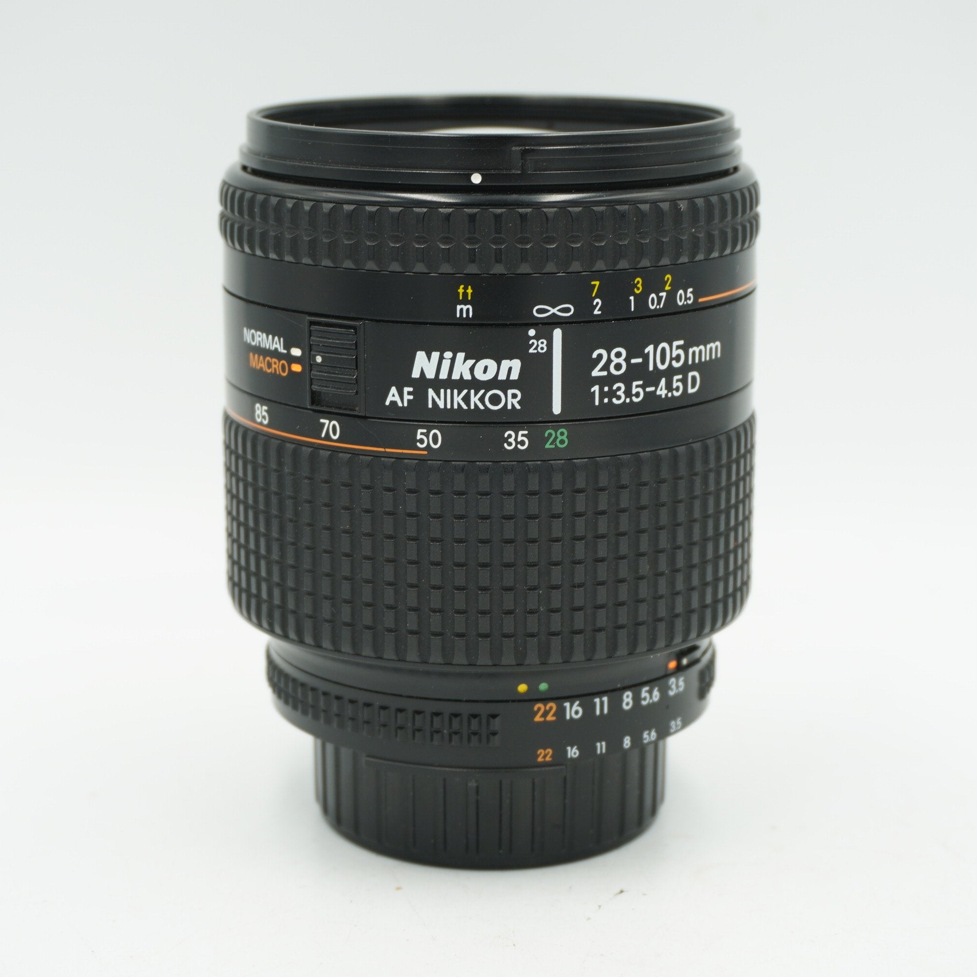 USED Nikon 28-105mm f3.5-4.5 D