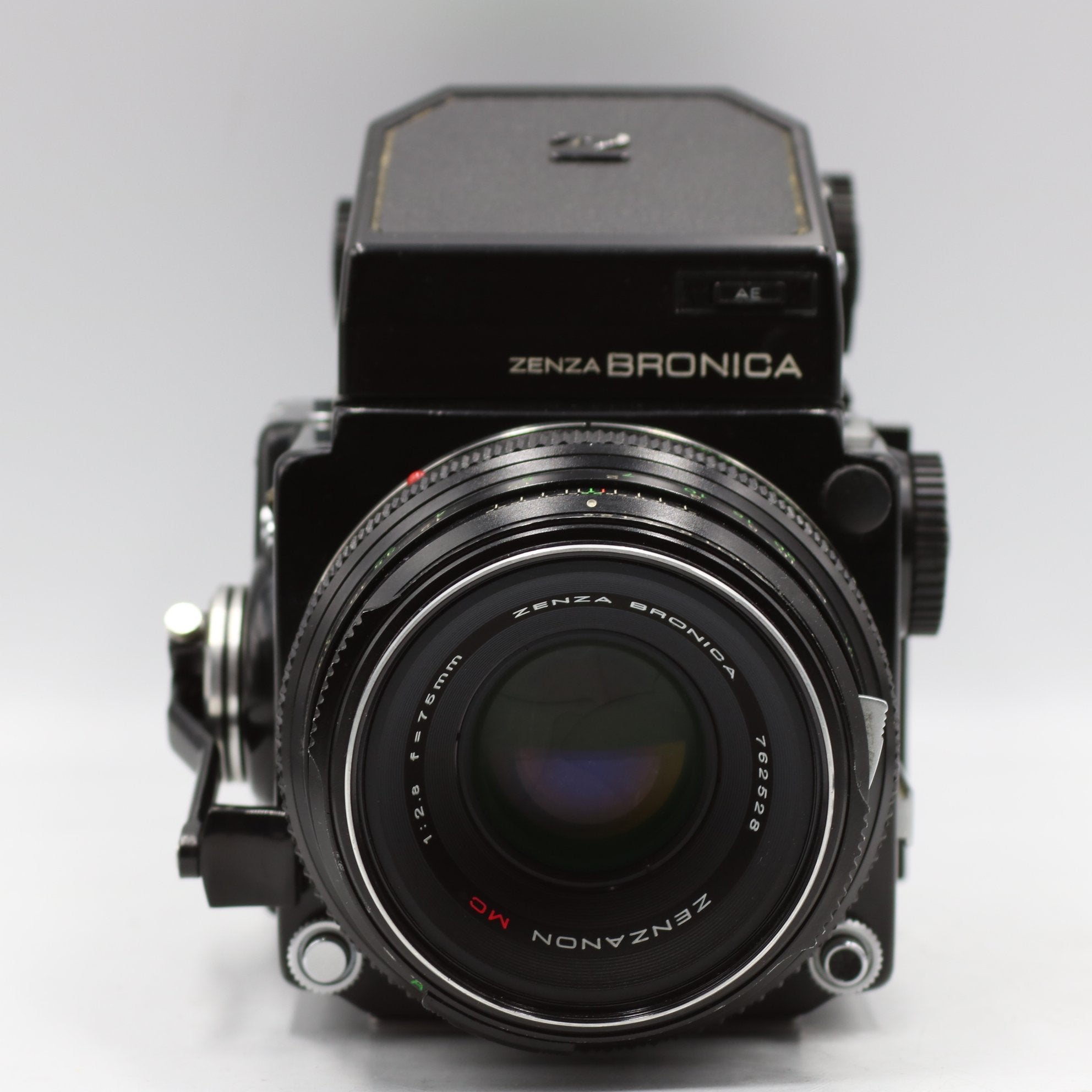 USED Bronica ETR Medium Format Film Camera with 75mm F2.8 Lens