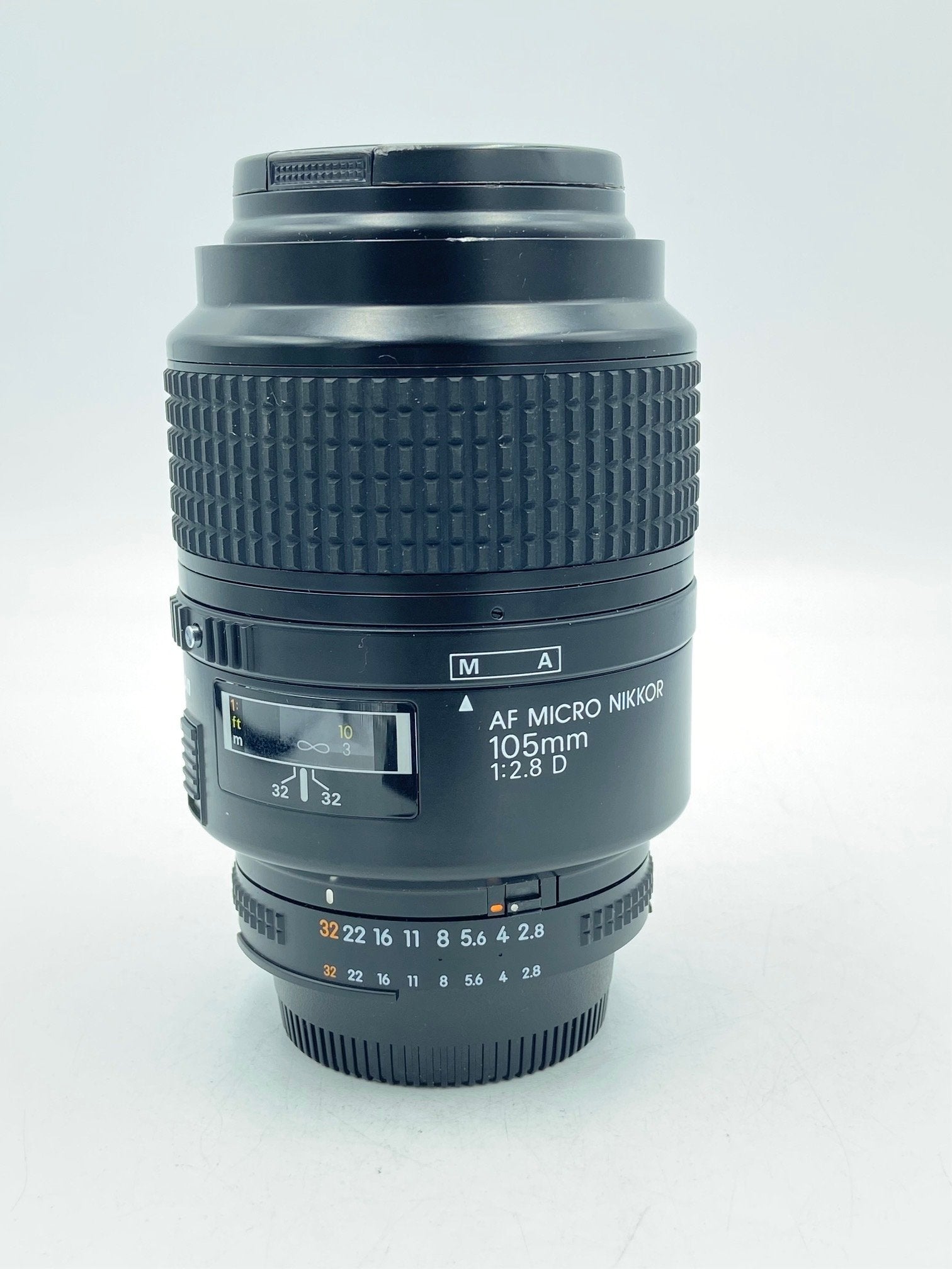 USED Nikon 105mm F2.8 D Micro Lens