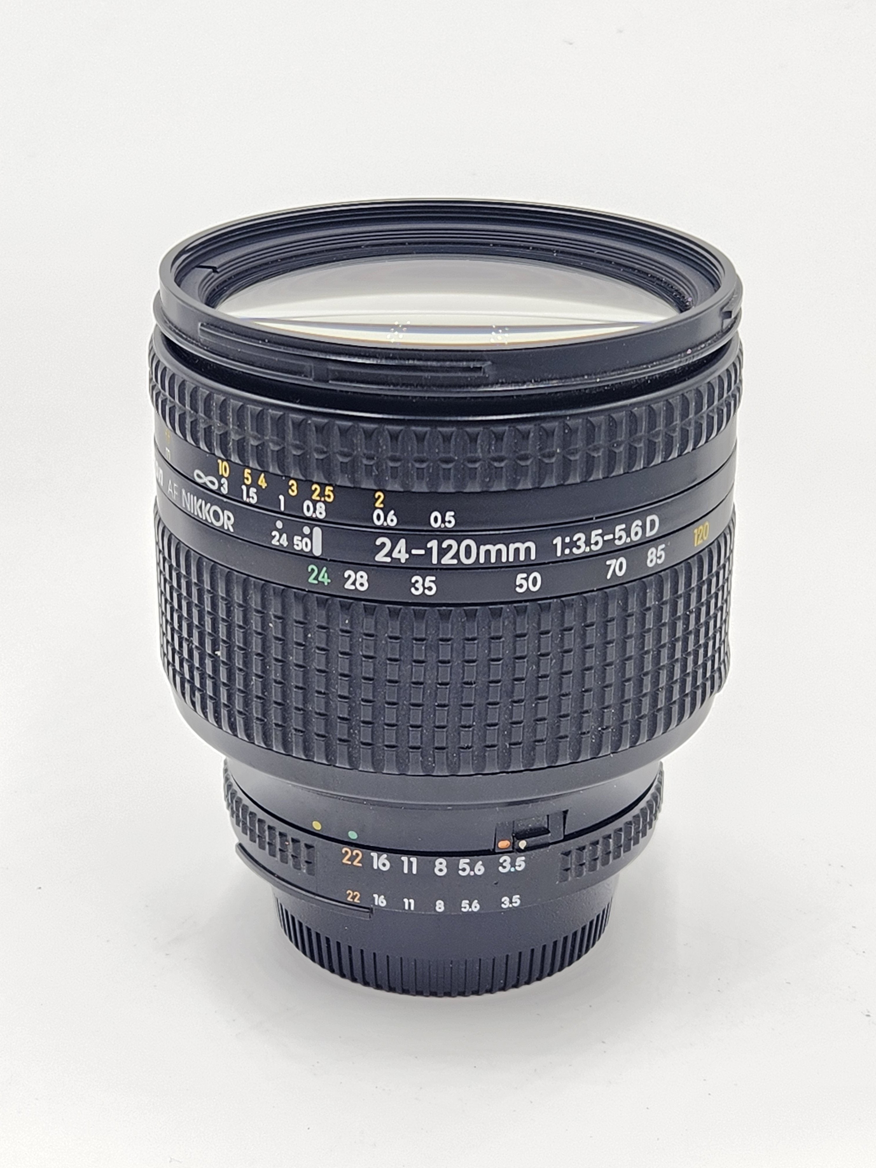 Used Nikon 24-120mm f3.5-5.6 D Lens