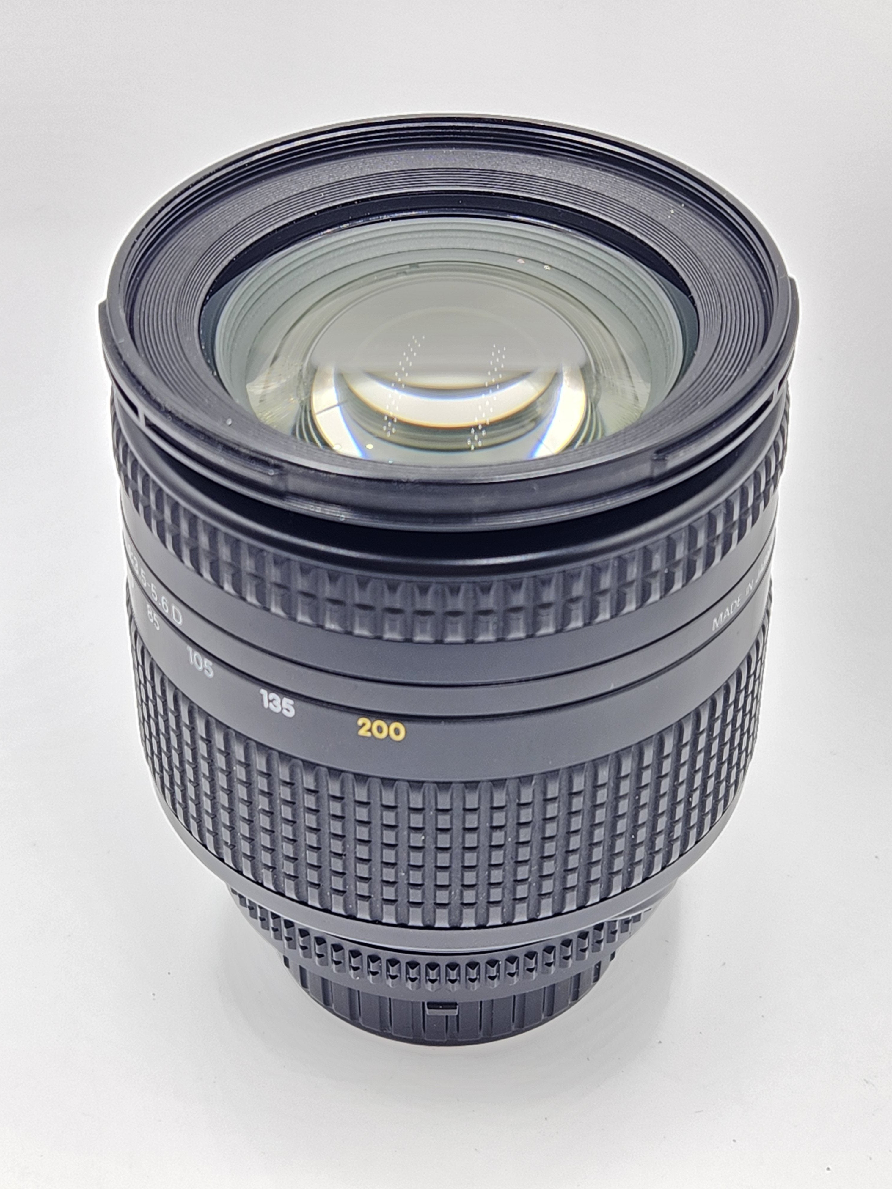 Used Nikon 28-200mm f3.5-5.6 D Lens