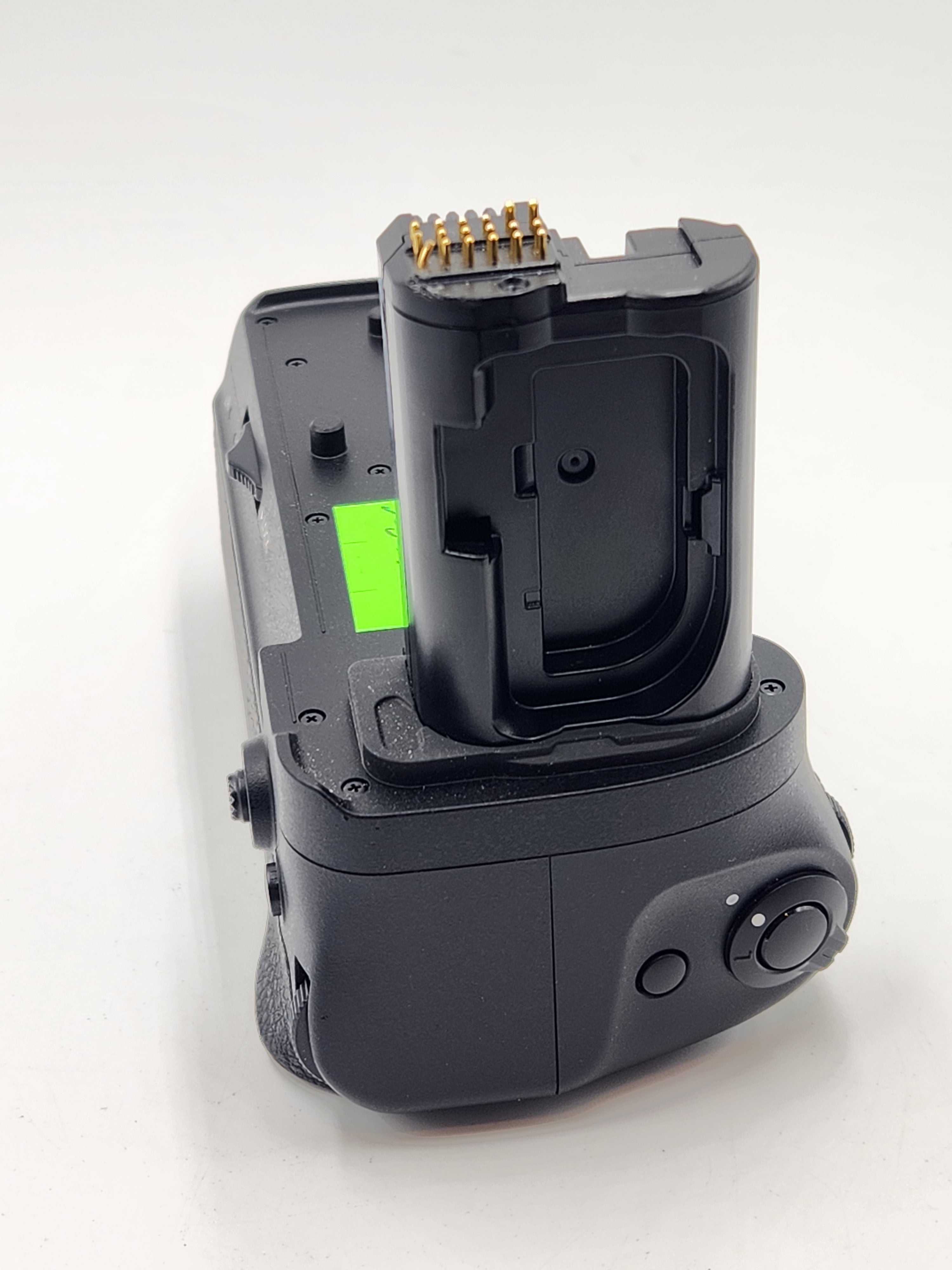 Used Nikon MB-N11 Battery Grip