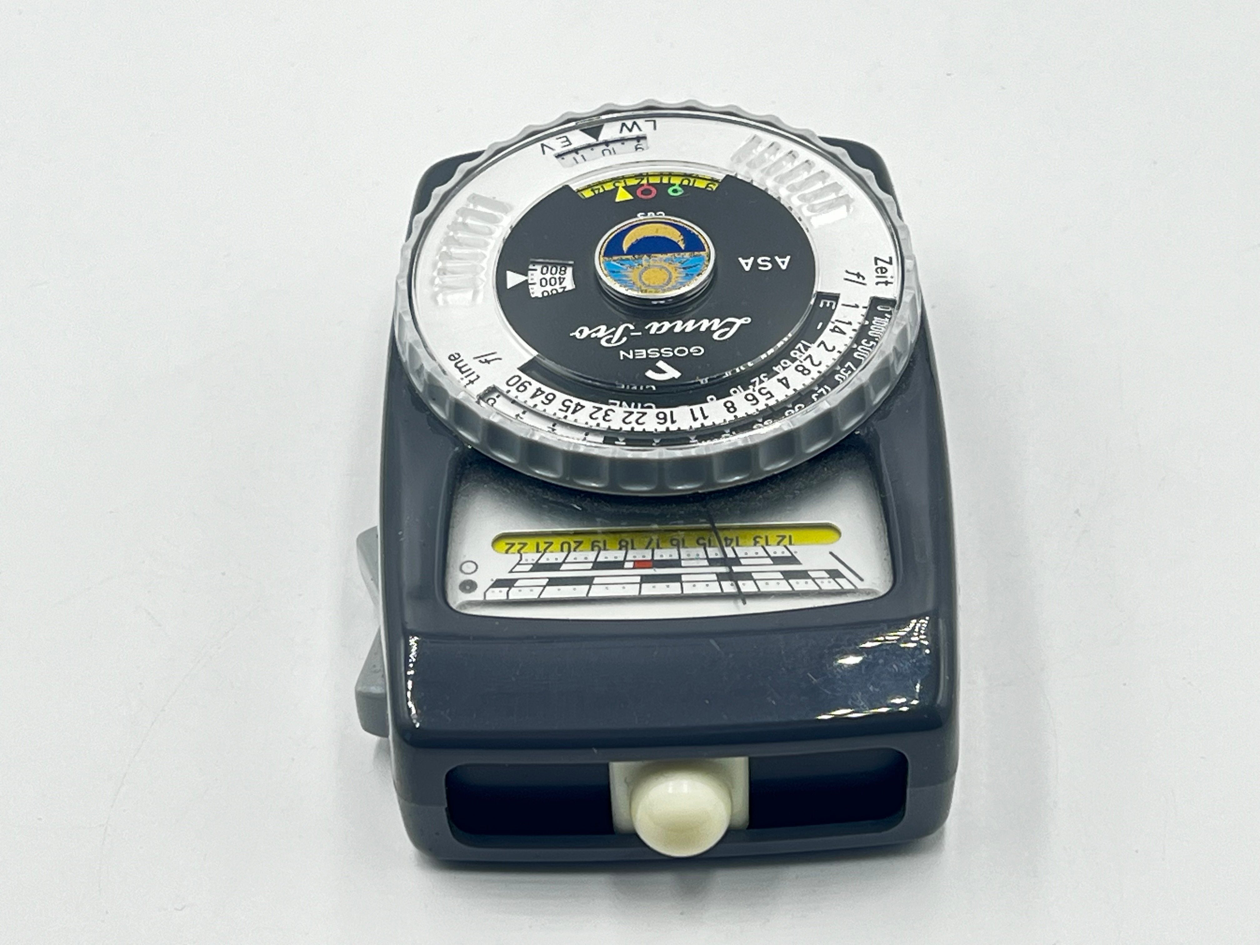 Used Luna Pro Light Meter