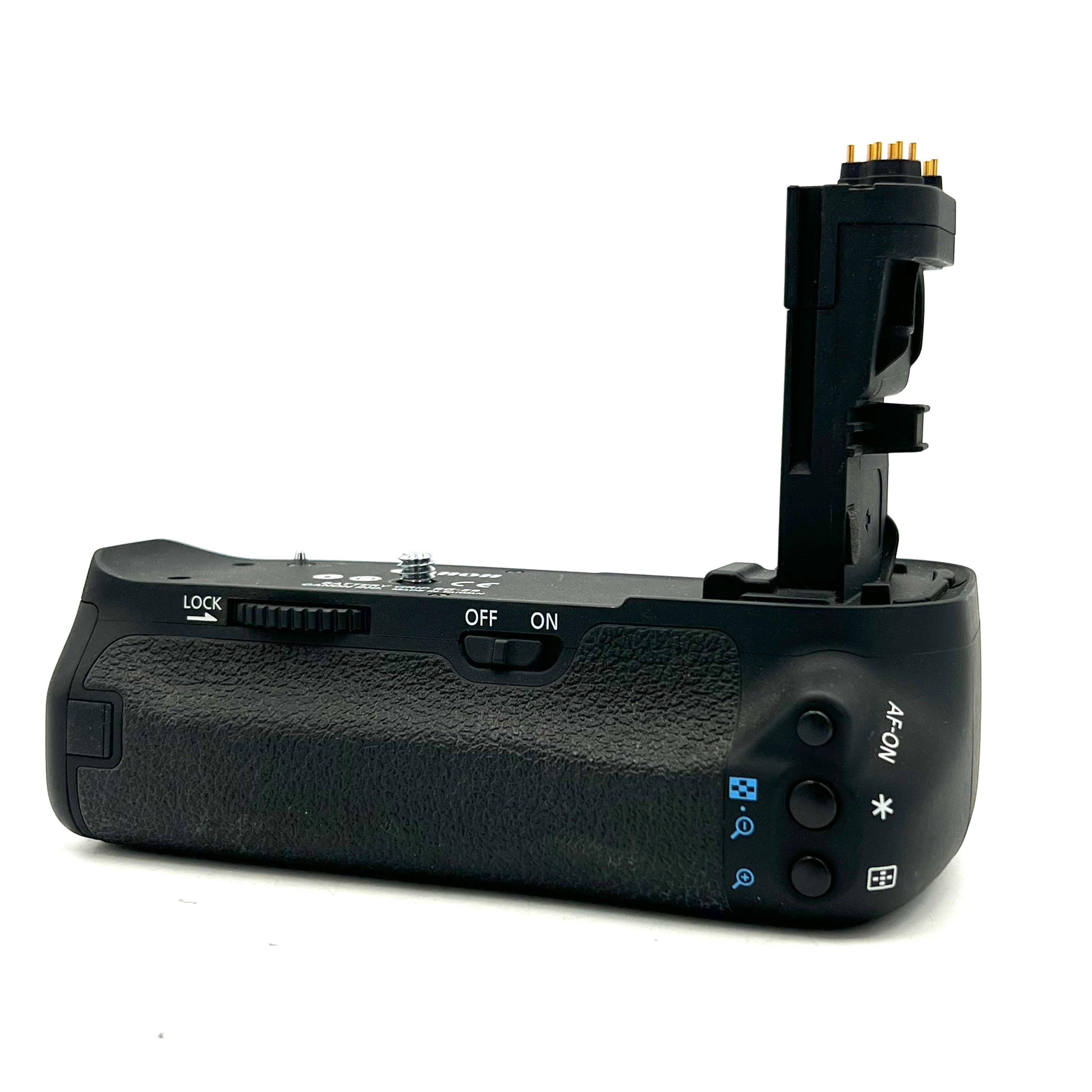 Used Canon BG-E9 Battery Grip for Canon 60D Camera