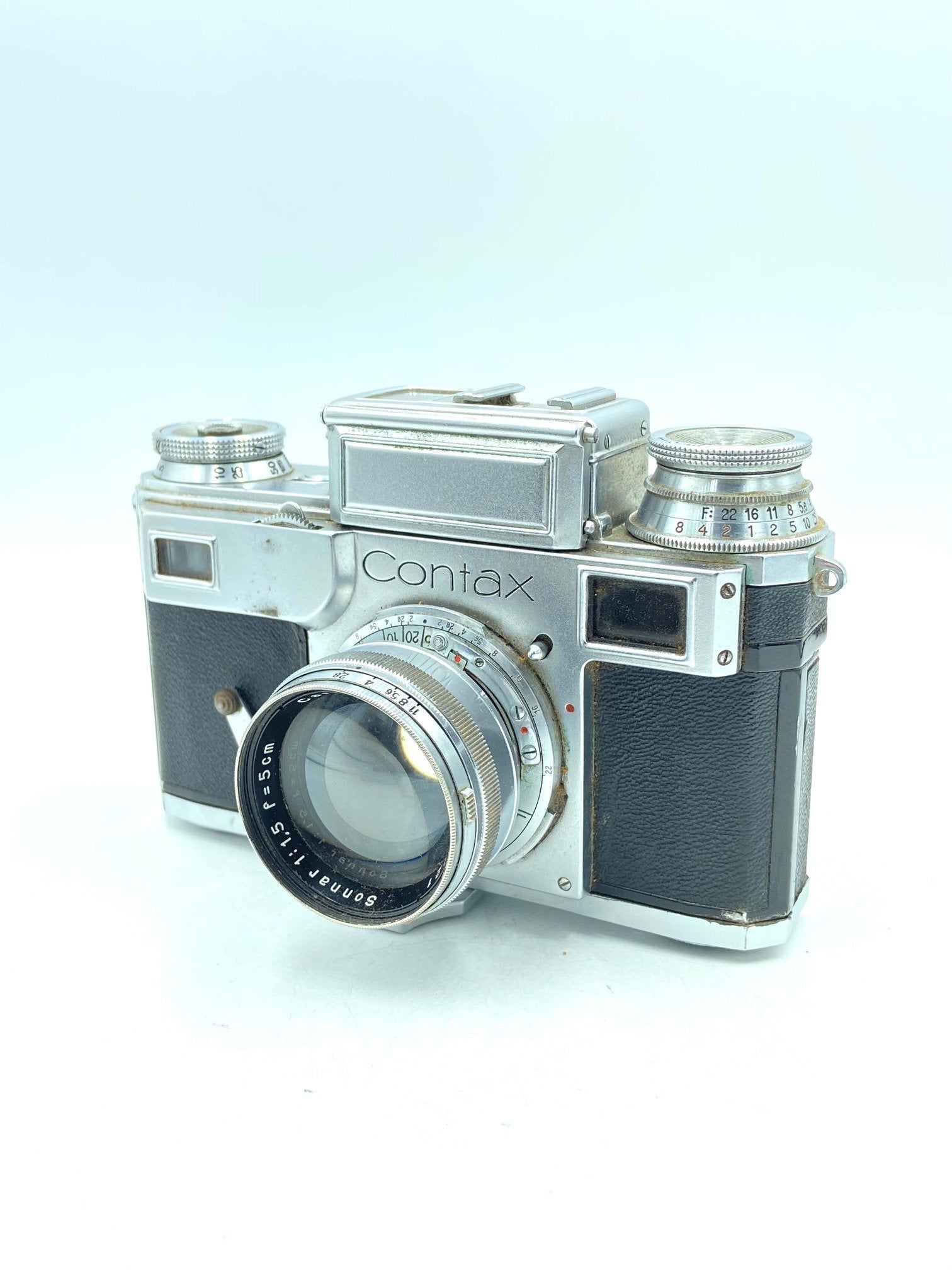 USED Zeiss Ikon Contax with 50mm f/1.5 (with case, COLLECTIBLE)