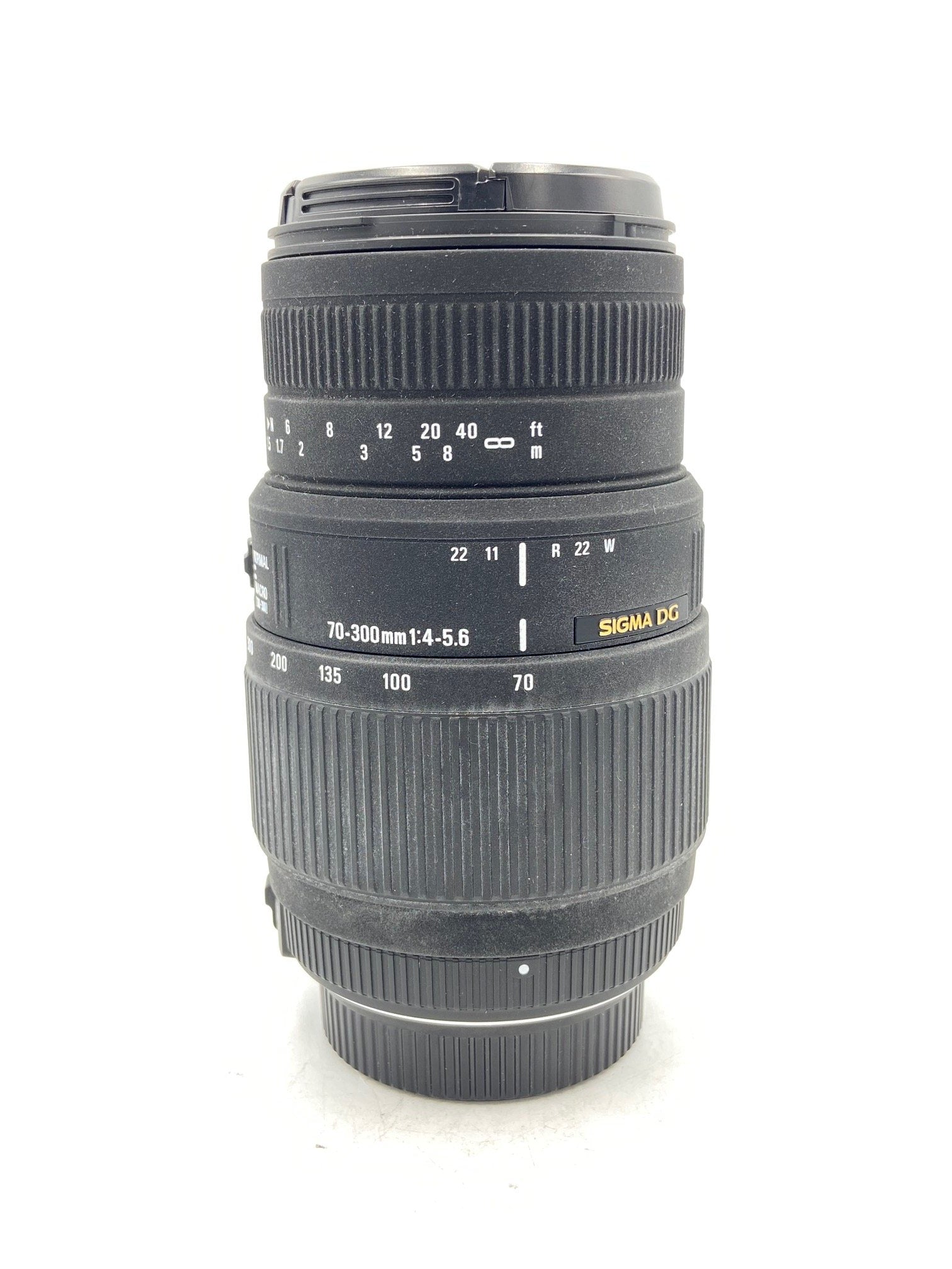 USED Sigma DC 70-300mm f/4-5.6 Lens for Nikon F