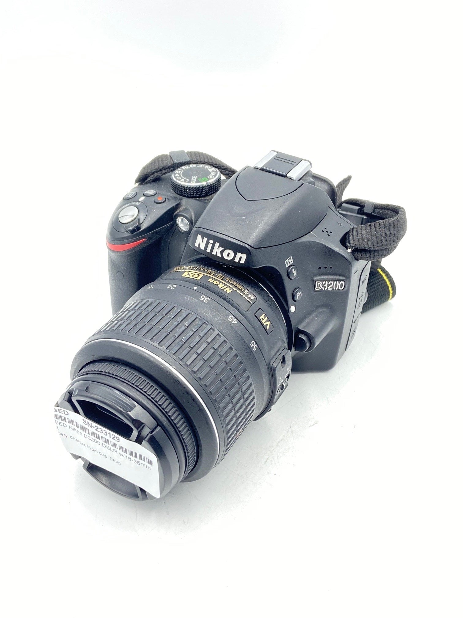 USED Nikon D3200 DSLR w/18-55mm Kit