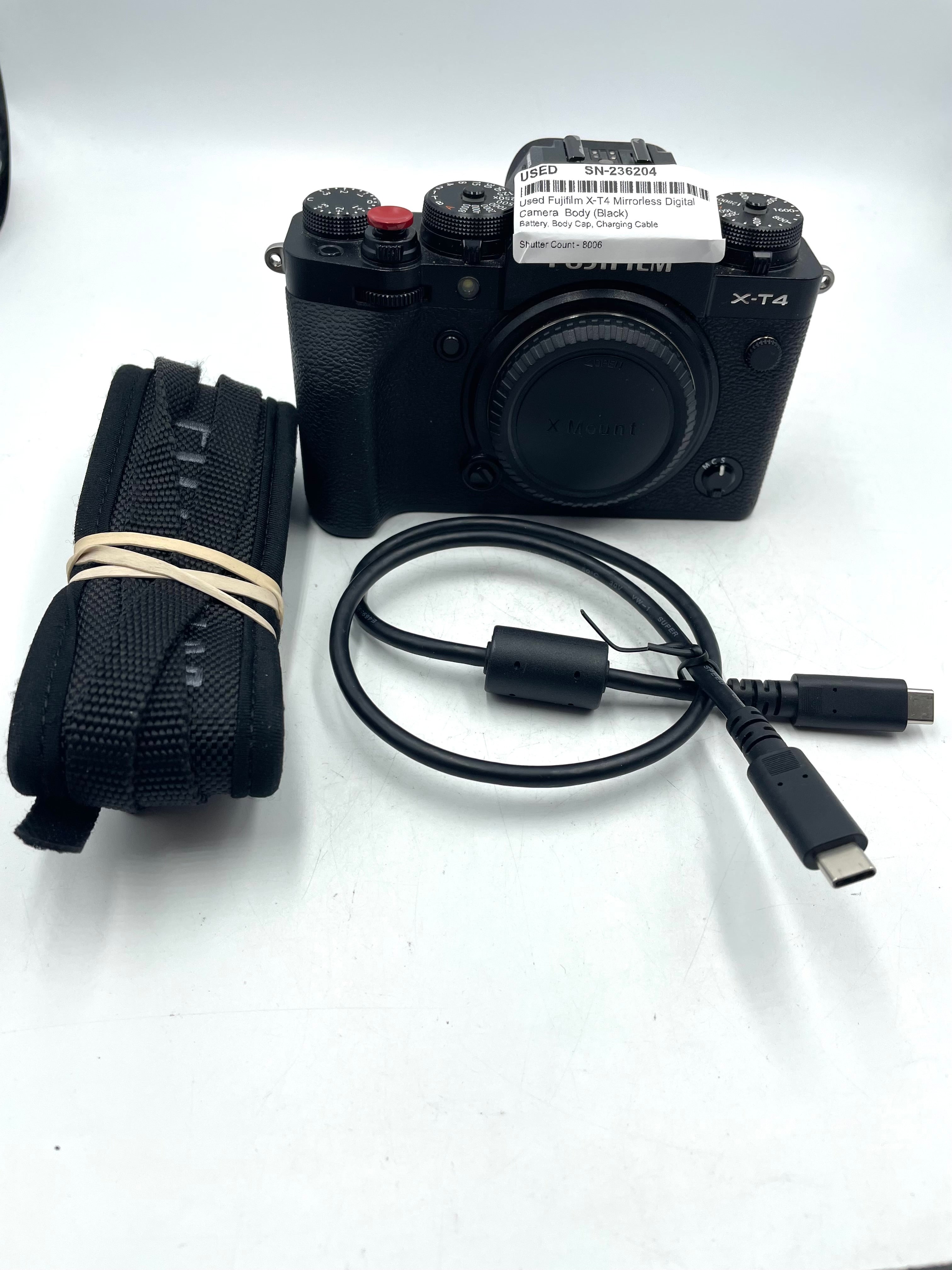 Used Fujifilm X-T4 Mirrorless Digital Camera  Body (Black)