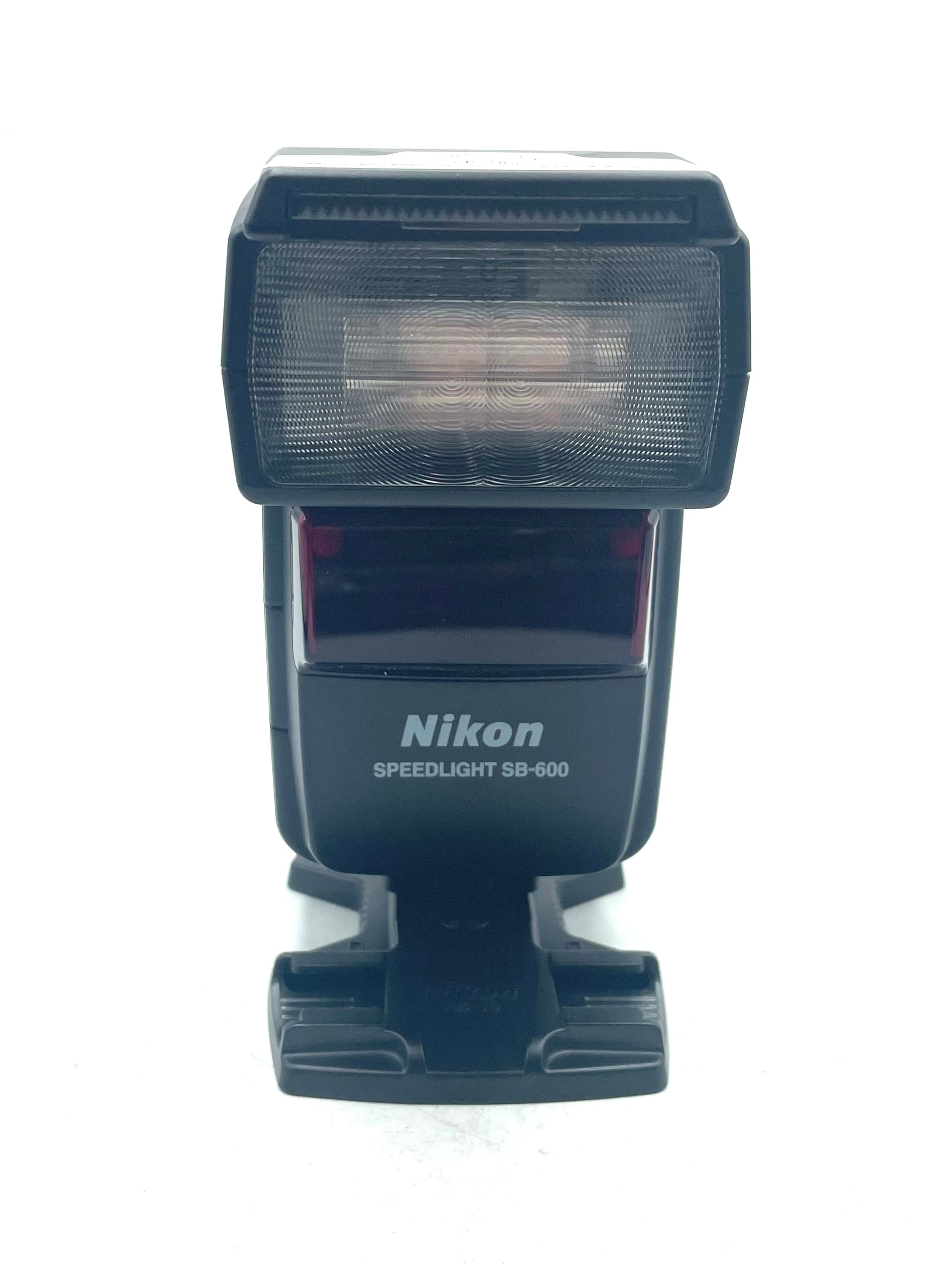 USED Nikon SB-600 Speedlight