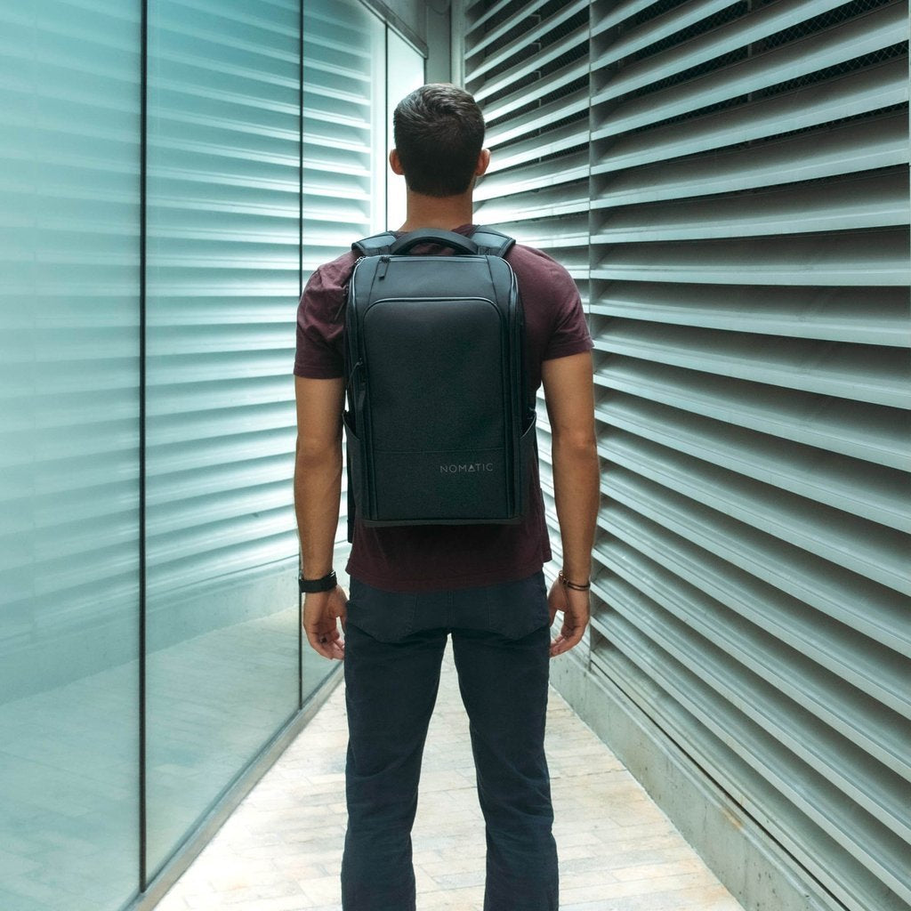 Nomatic Backpack V2