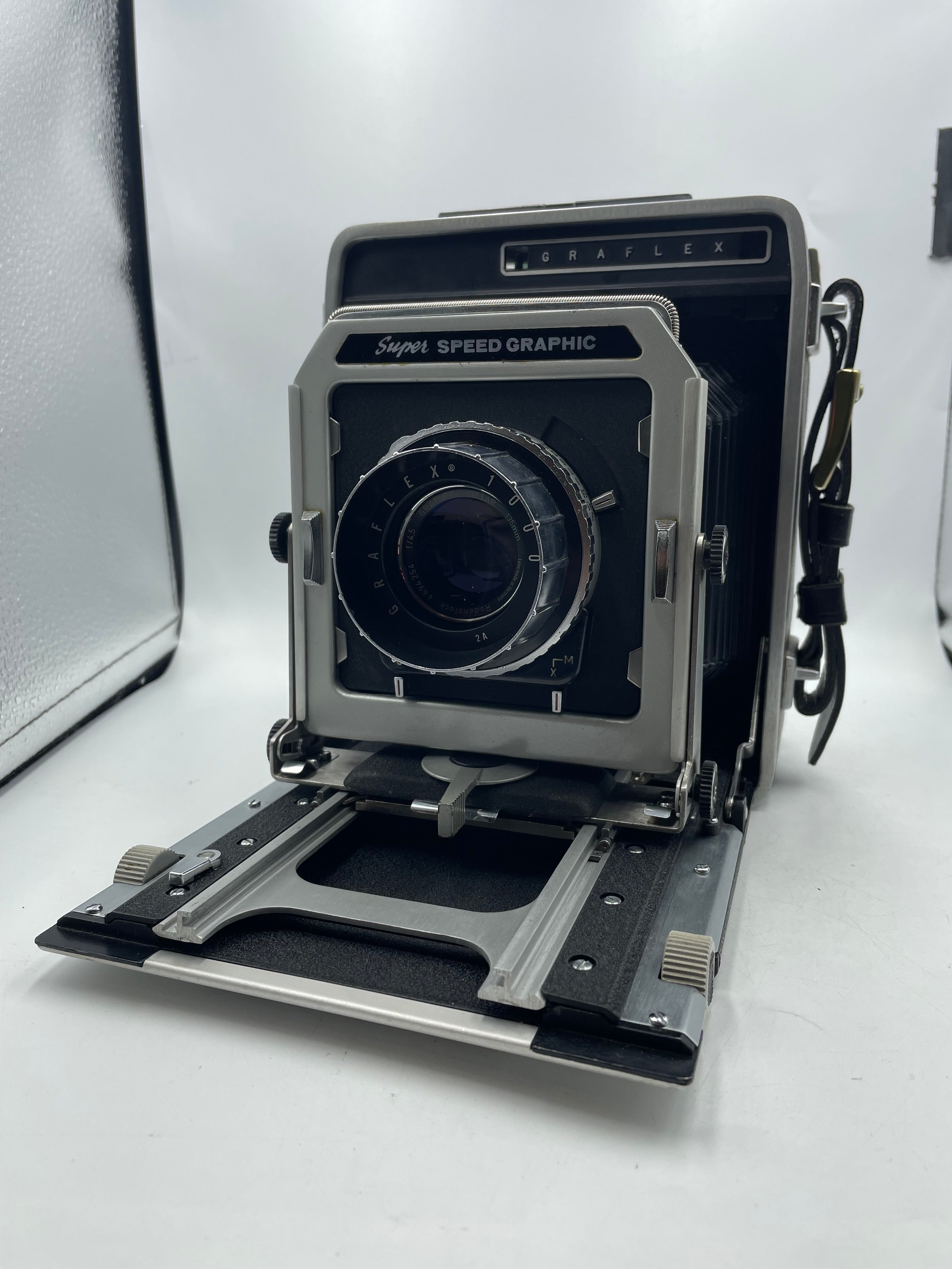 USED Graflex Super Speed Graphic with Graflex Optar 135mm 4.5