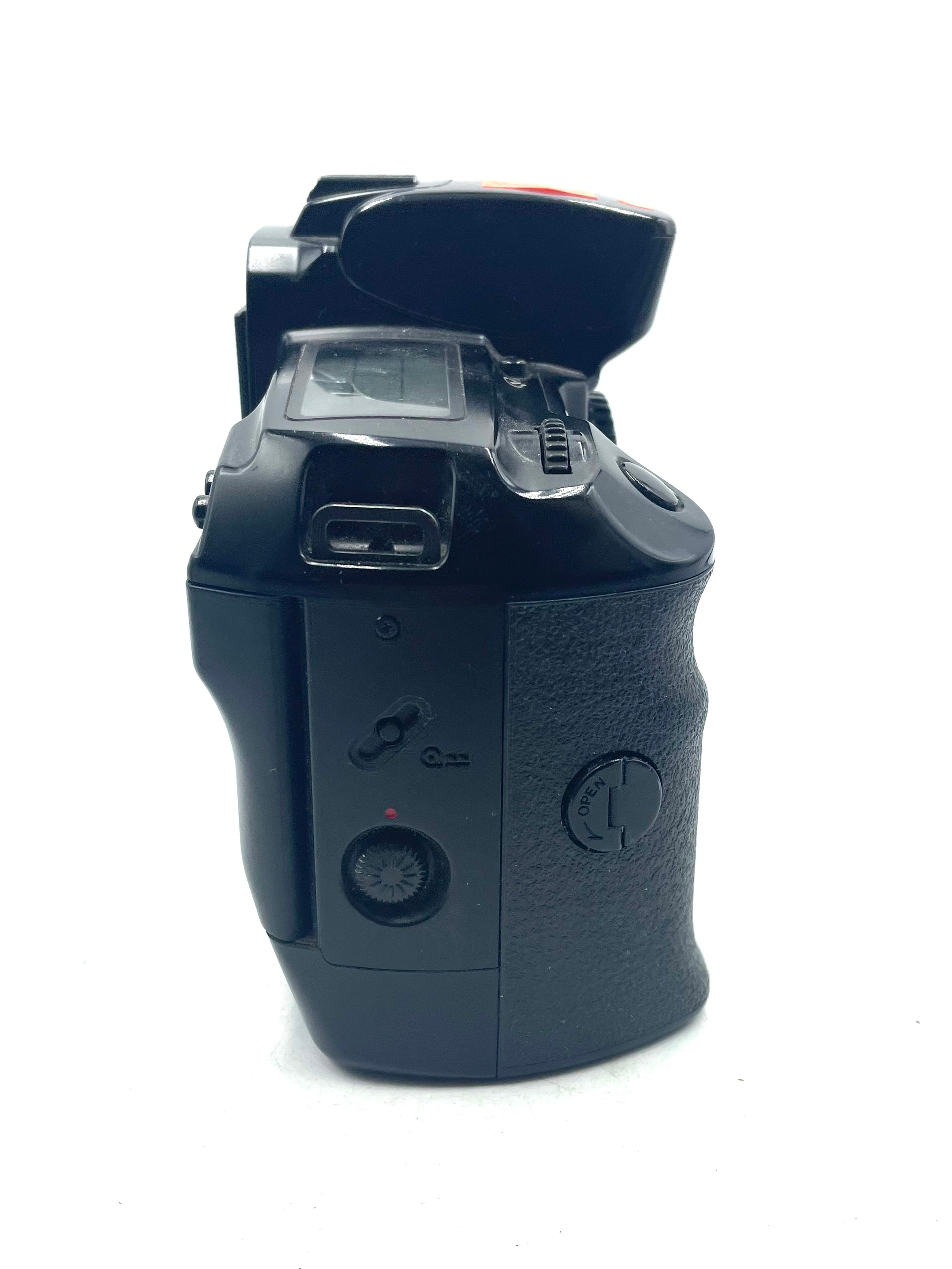 USED Canon A2E Body