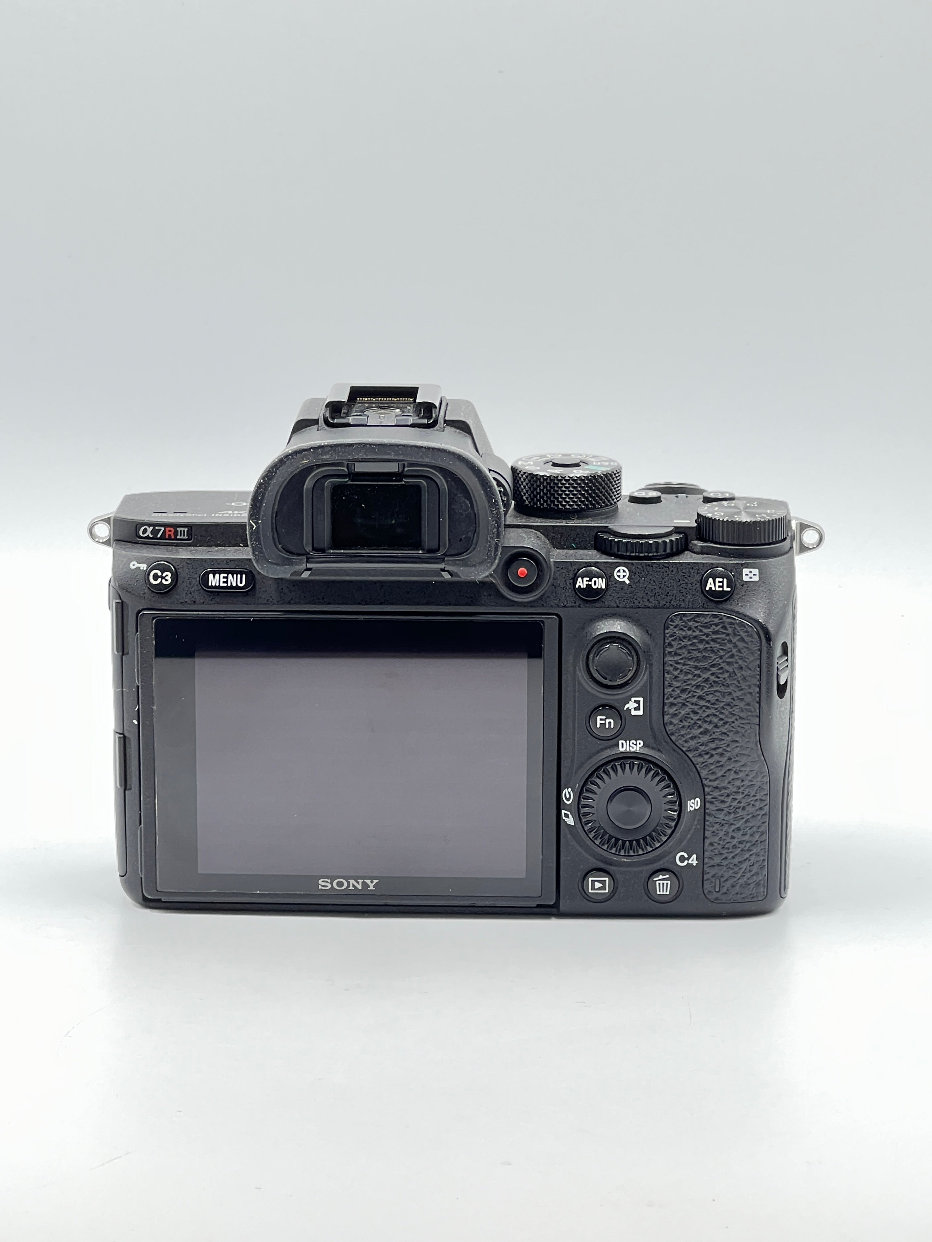 USED Sony a7R III Mirrorless Camera Body