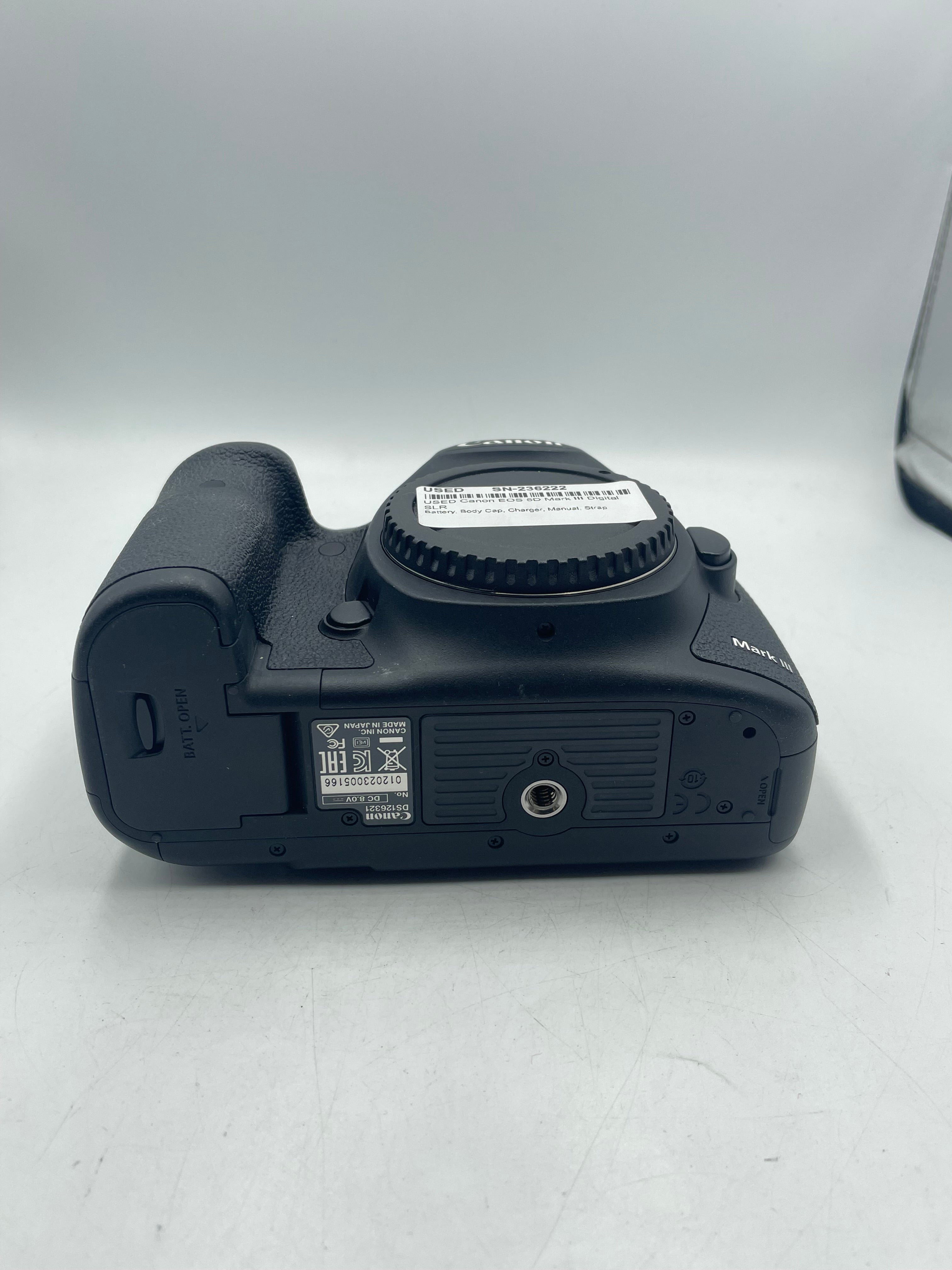 USED Canon EOS 5D Mark III Digital SLR