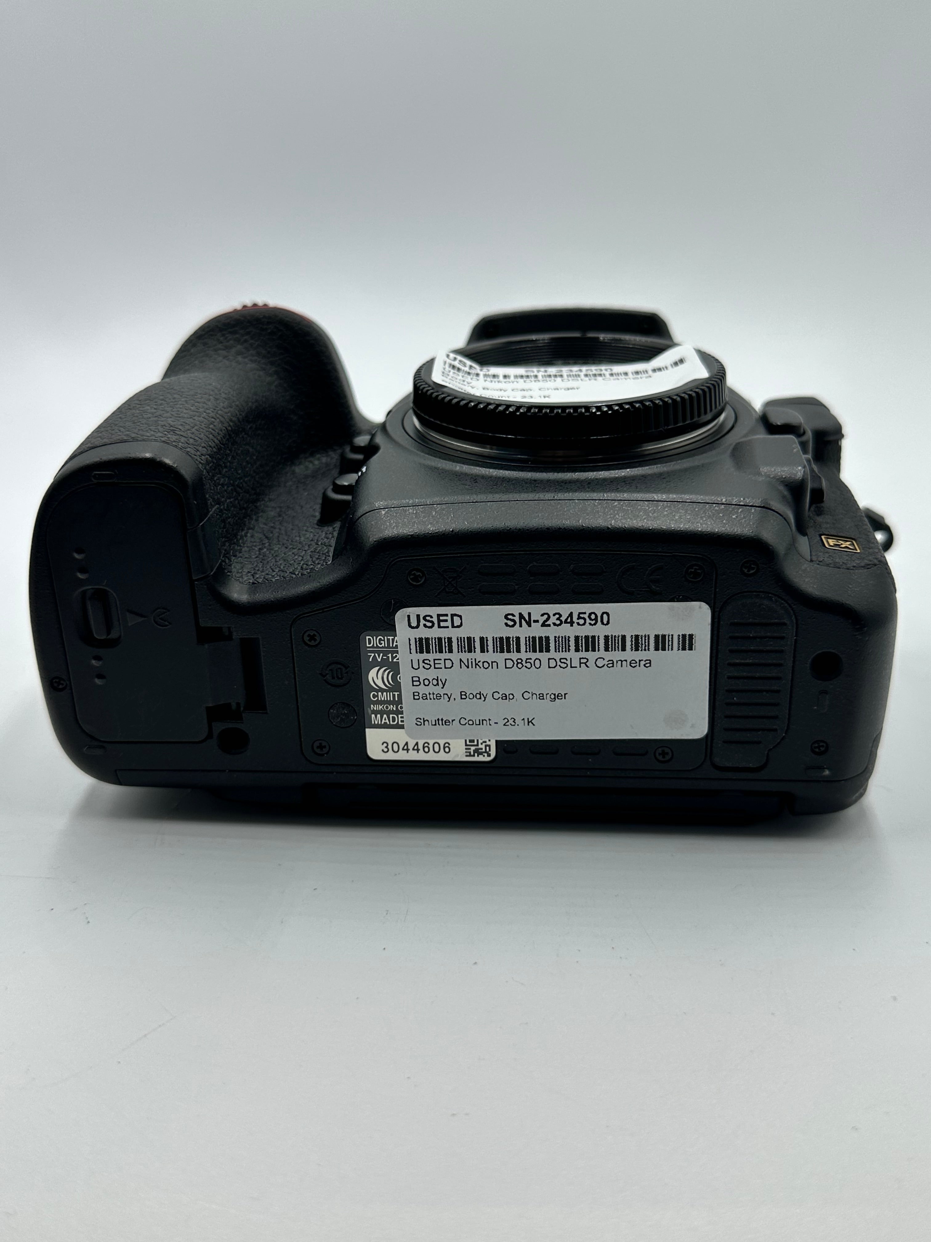 USED Nikon D850 DSLR Camera Body