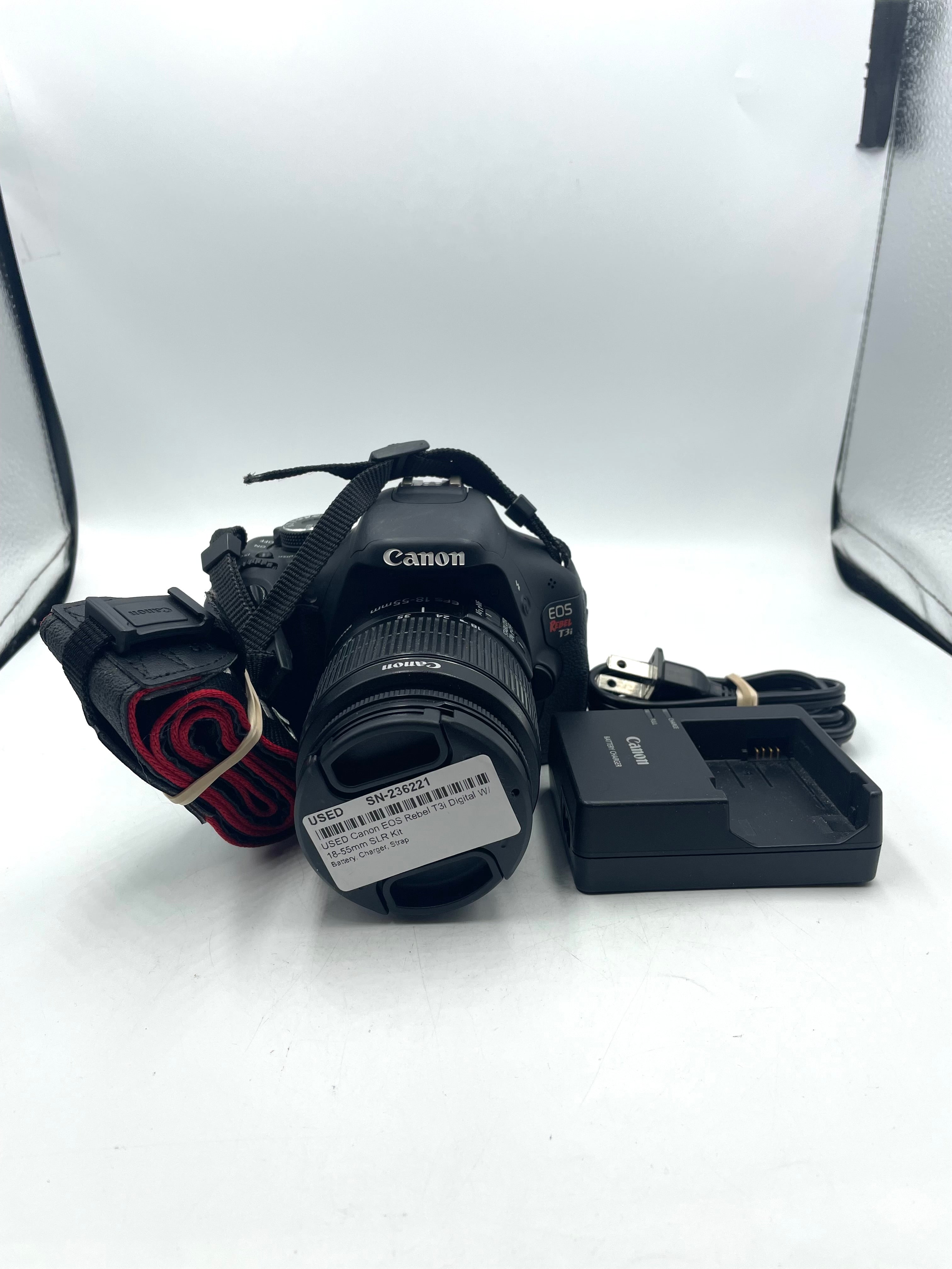 USED Canon EOS Rebel T3i Digital W/ 18-55mm SLR Kit