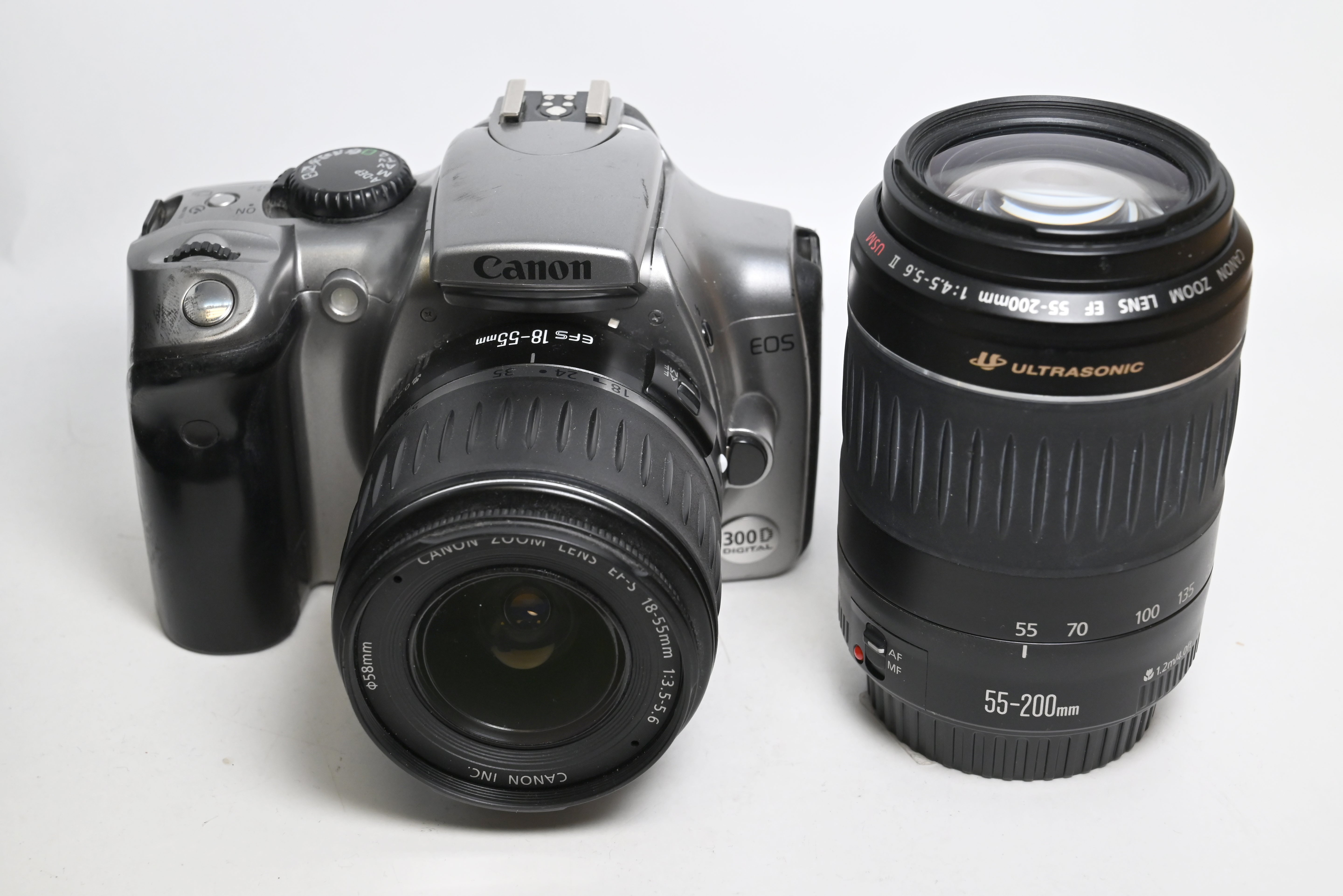 USED Canon EOS 300D w/ 18-55mm EF-S 3.5-5.6 w/ Canon 55-200mm 4.5-5.6 USM II