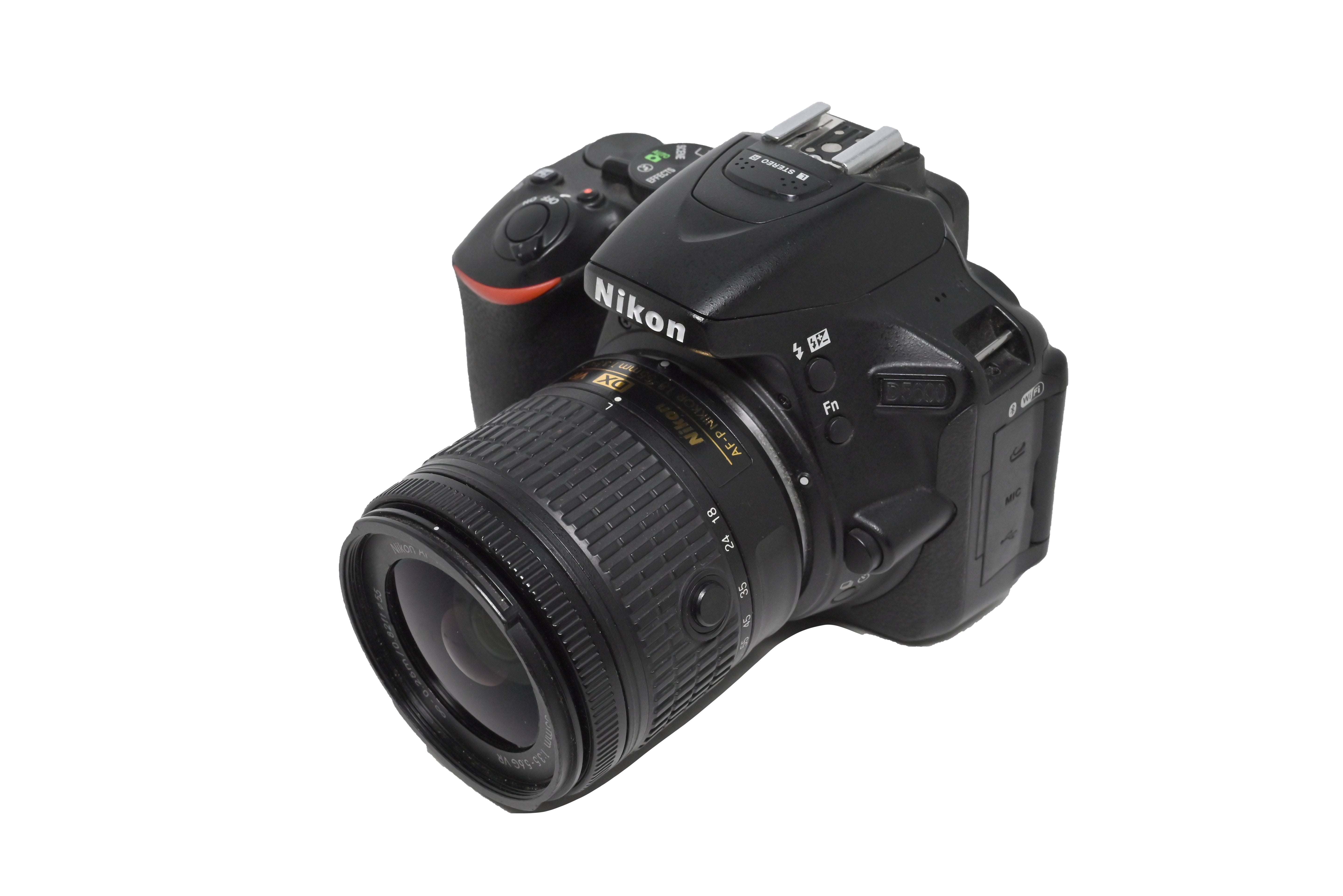 USED Nikon D5600 DSLR Camera with 18-55