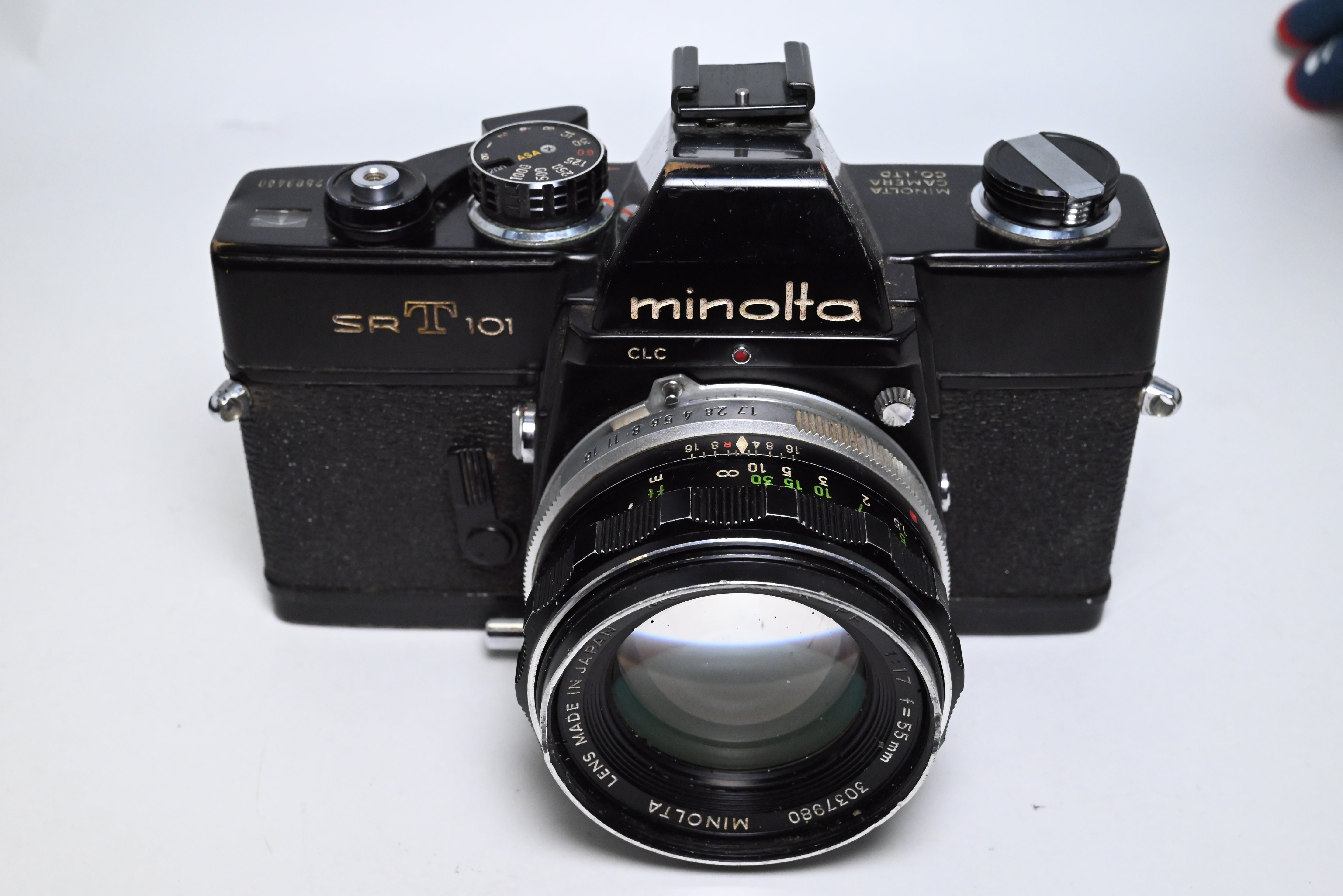 USED Minolta SRT-101 w/ 55mm f/1.7