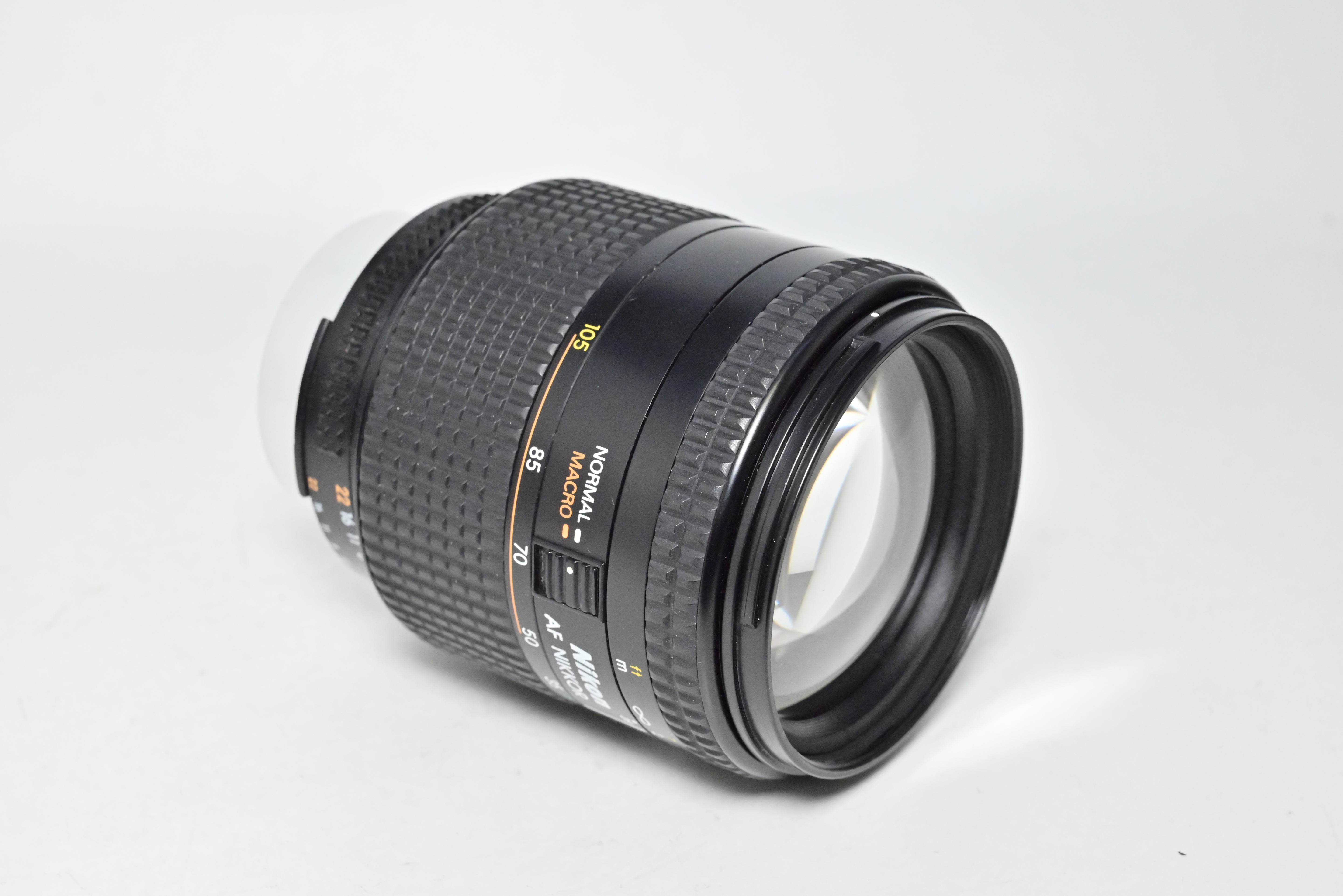 USED Nikon 28-105mm f/3.5-4.5 AF D