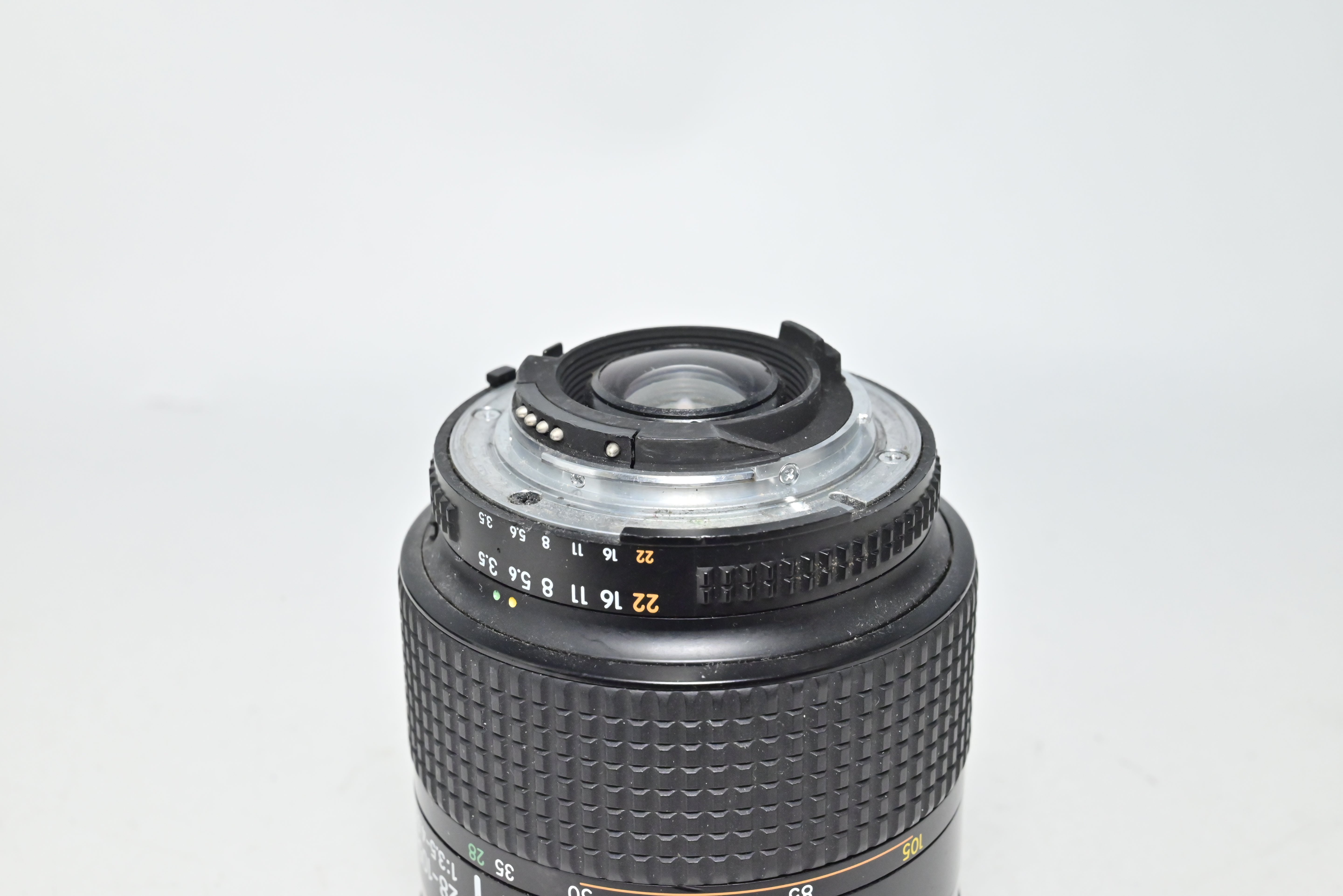 USED Nikon 28-105mm f/3.5-4.5 AF D