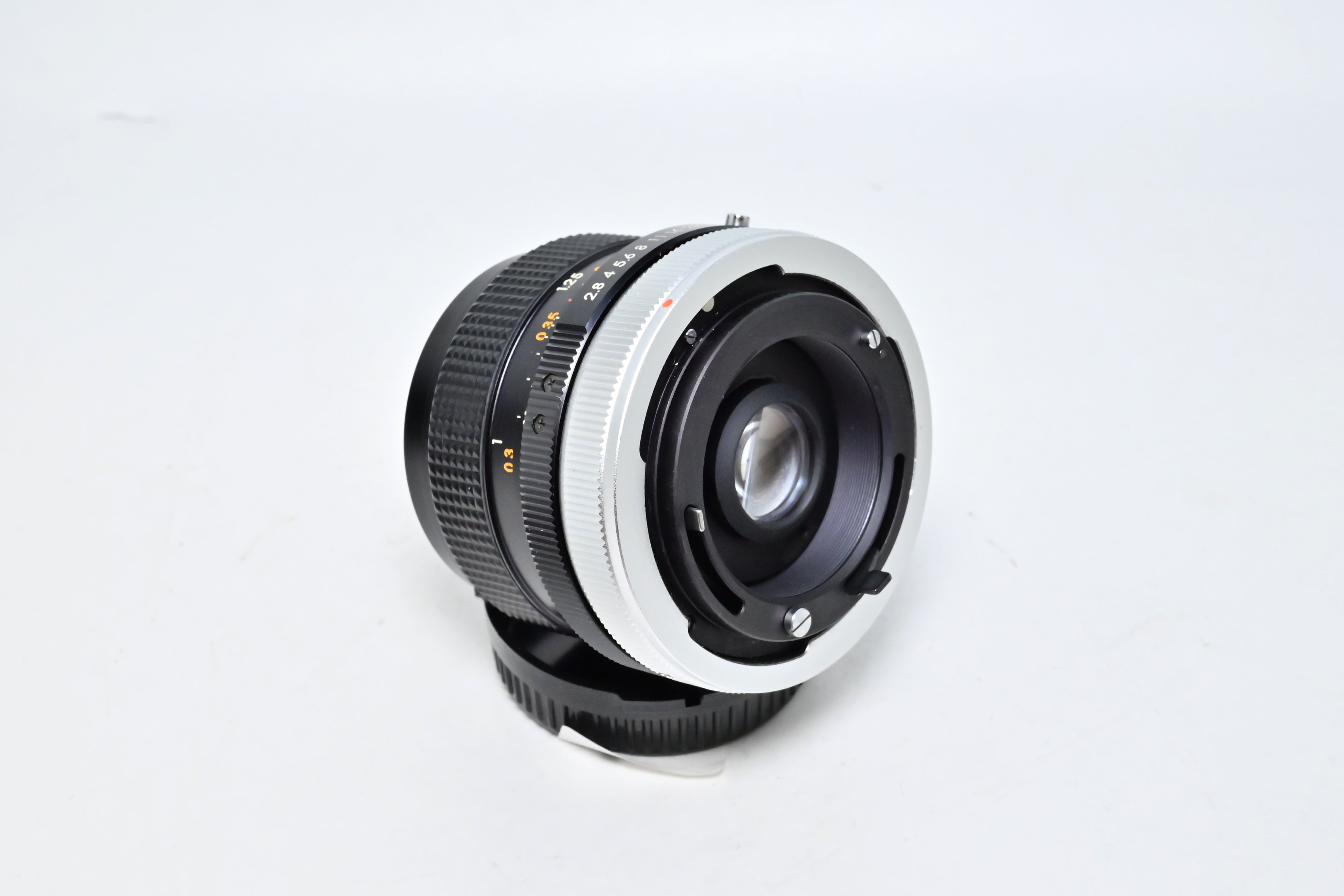 USED Quantaray 28mm f2.8 Canon FD mount