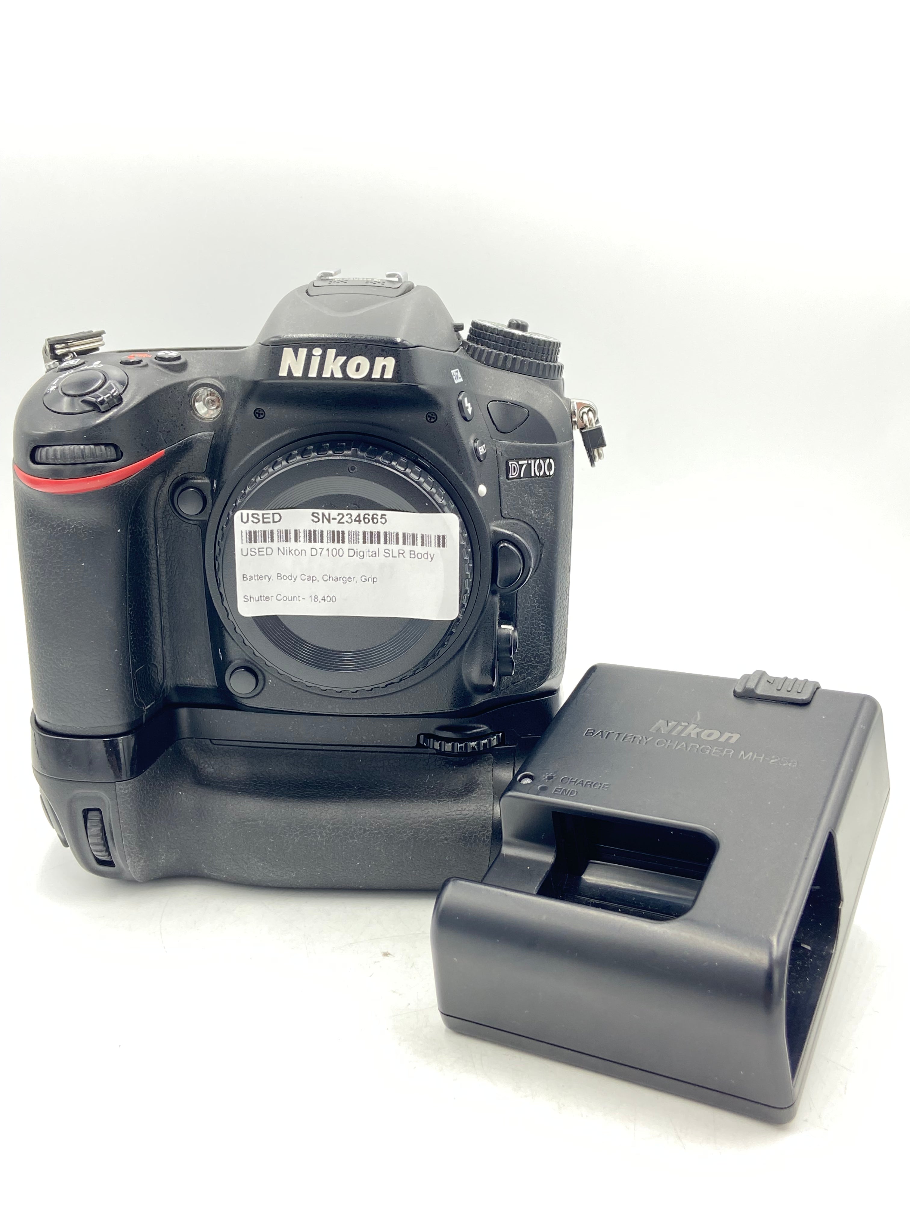 USED Nikon D7100 Digital SLR Body