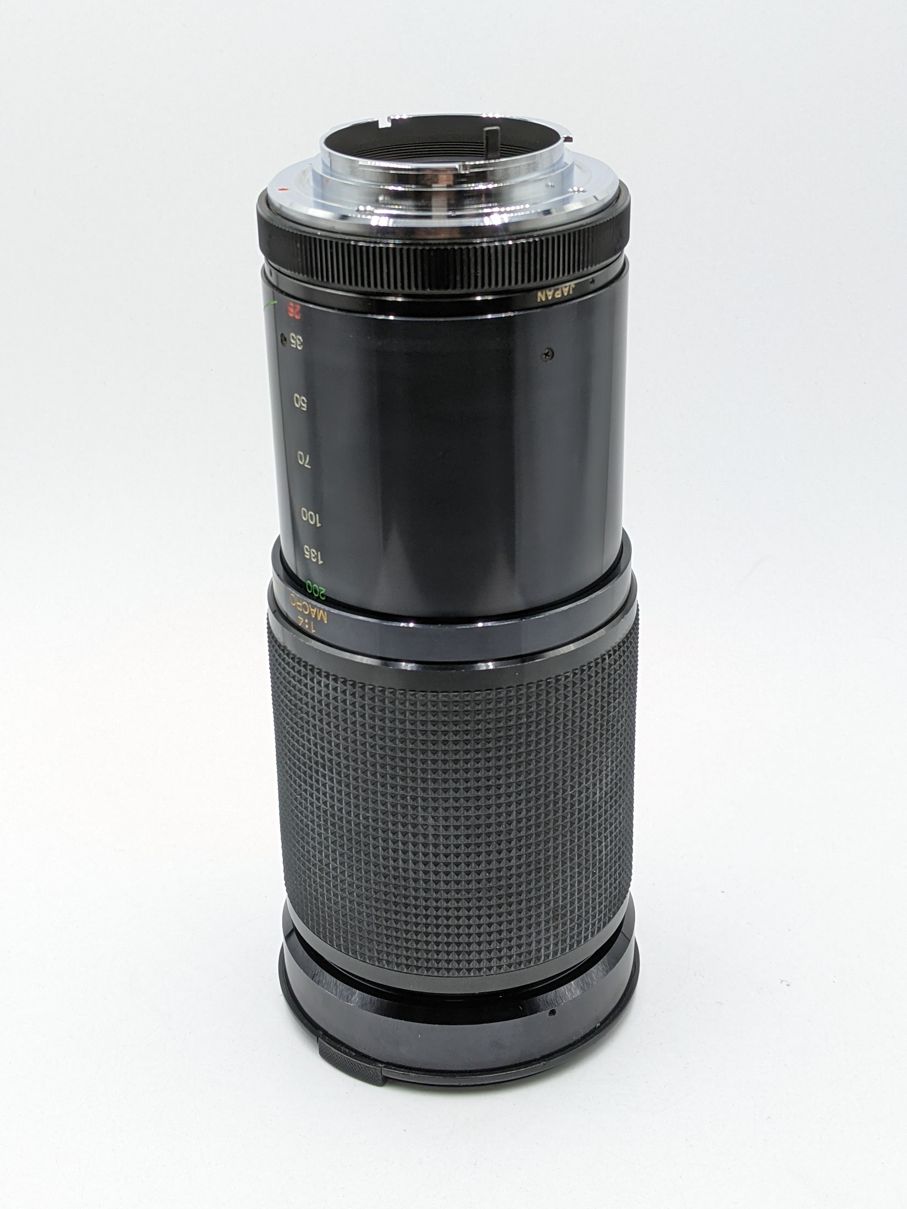 Used Vivitar 28-200mm f3.5-5.3 (Min-MC) Lens