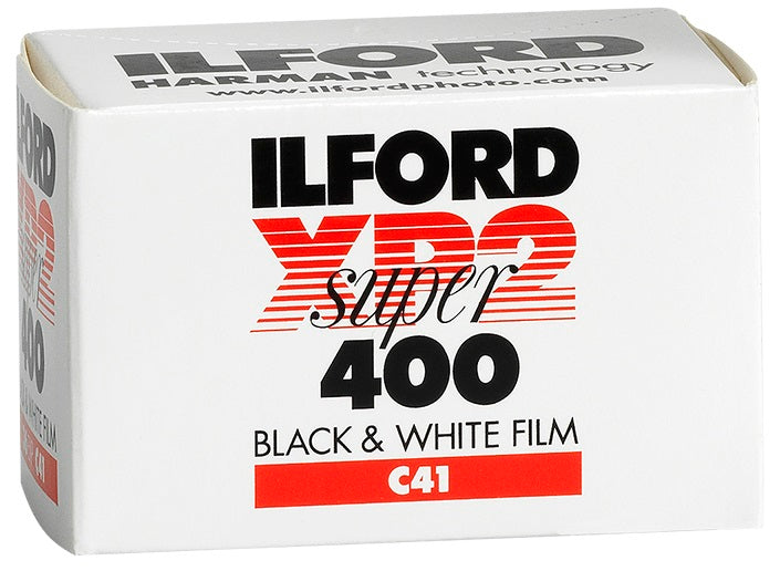 Ilford XP2 Super Black and White Negative Film (35mm Roll Film, 36 Exposures)